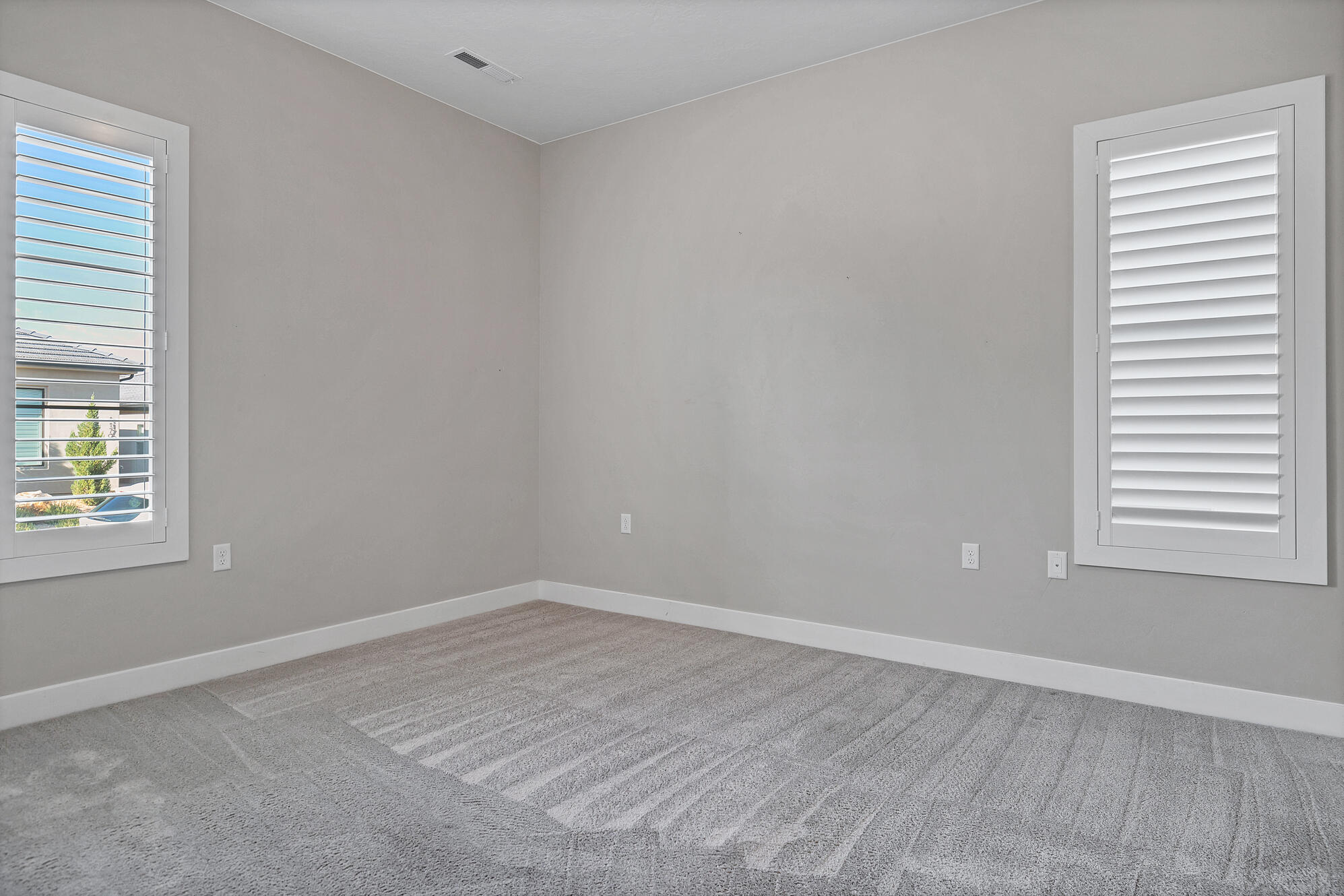 VILLAS AT SUN RIVER - Residential