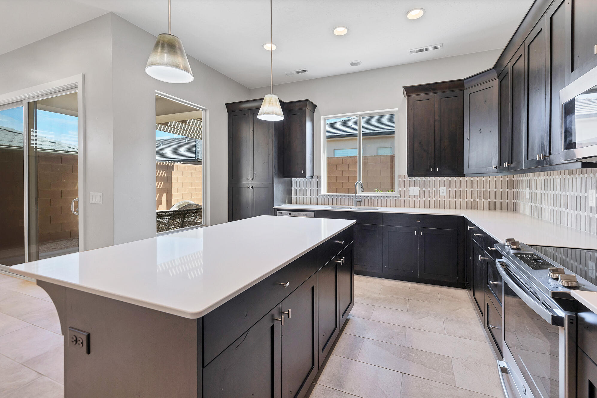 VILLAS AT SUN RIVER - Residential