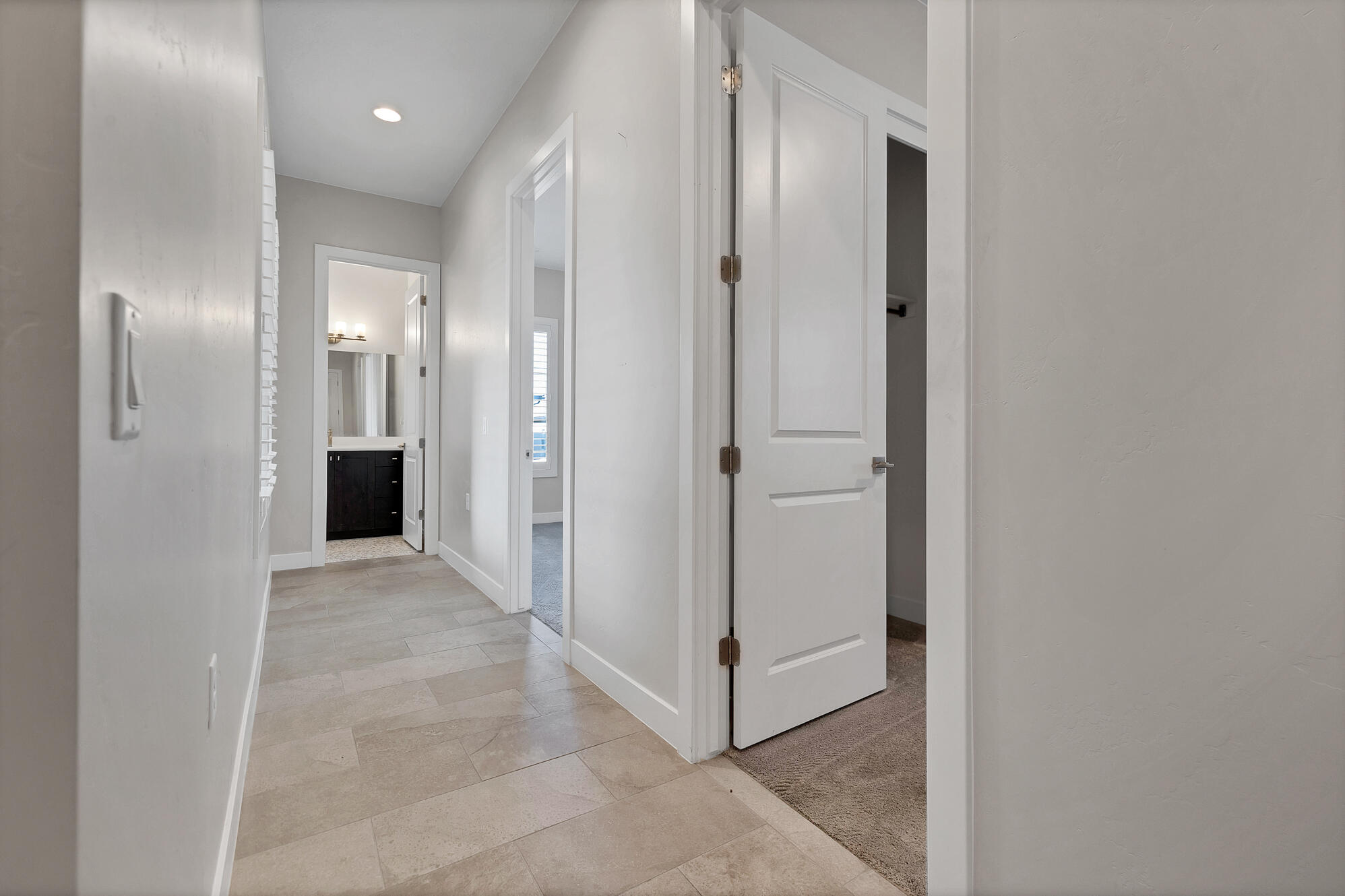 VILLAS AT SUN RIVER - Residential