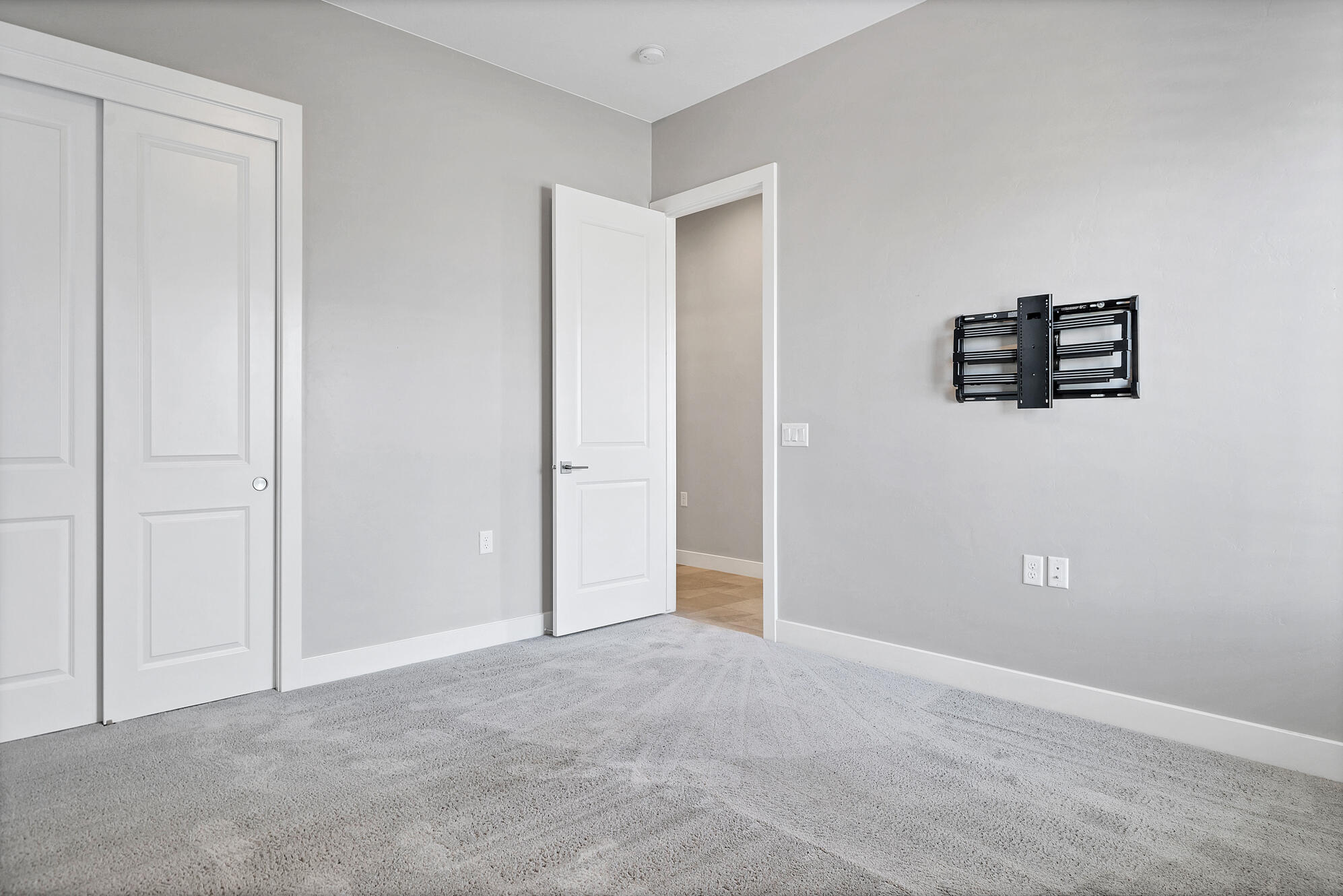 VILLAS AT SUN RIVER - Residential