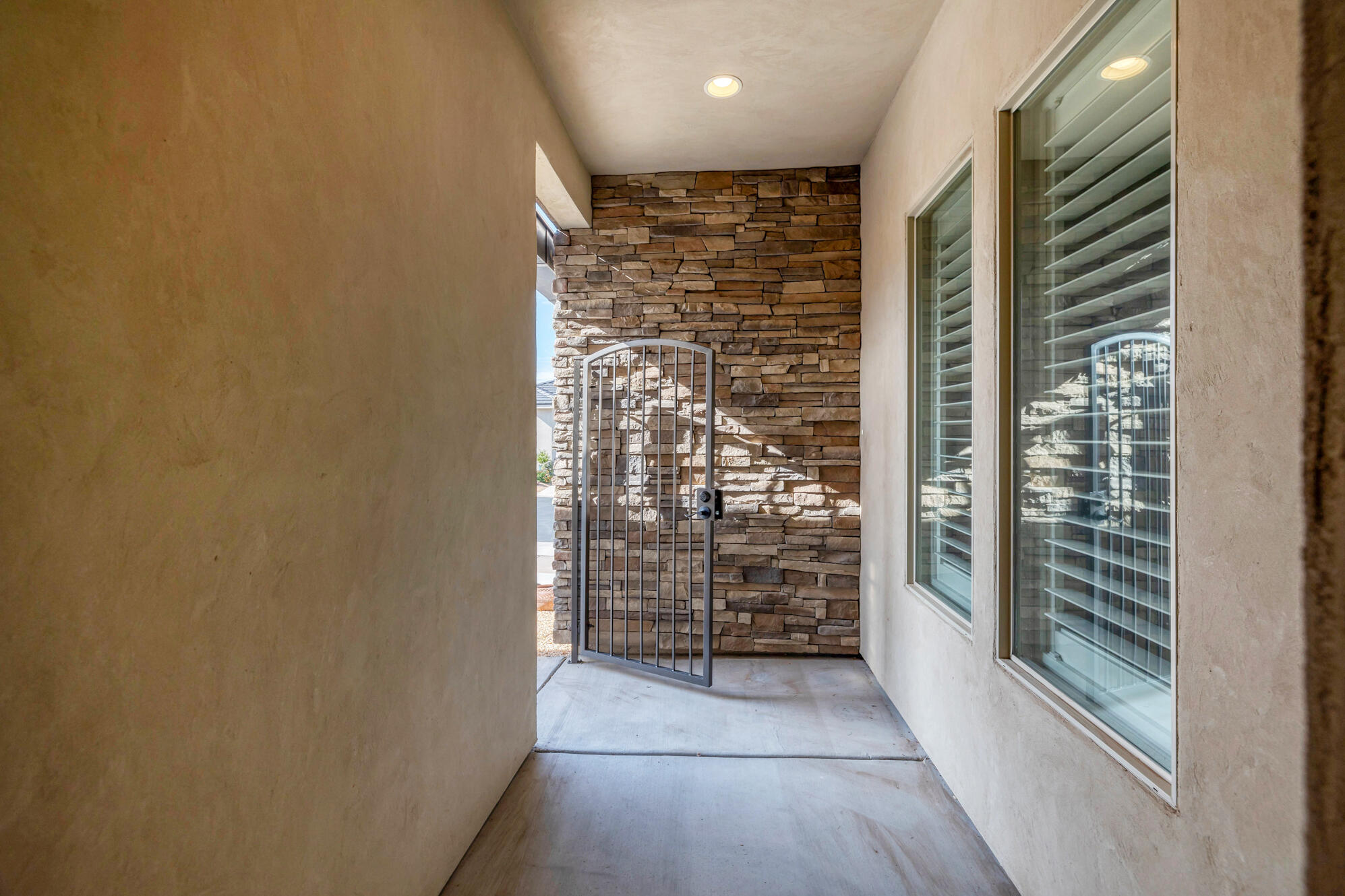 VILLAS AT SUN RIVER - Residential