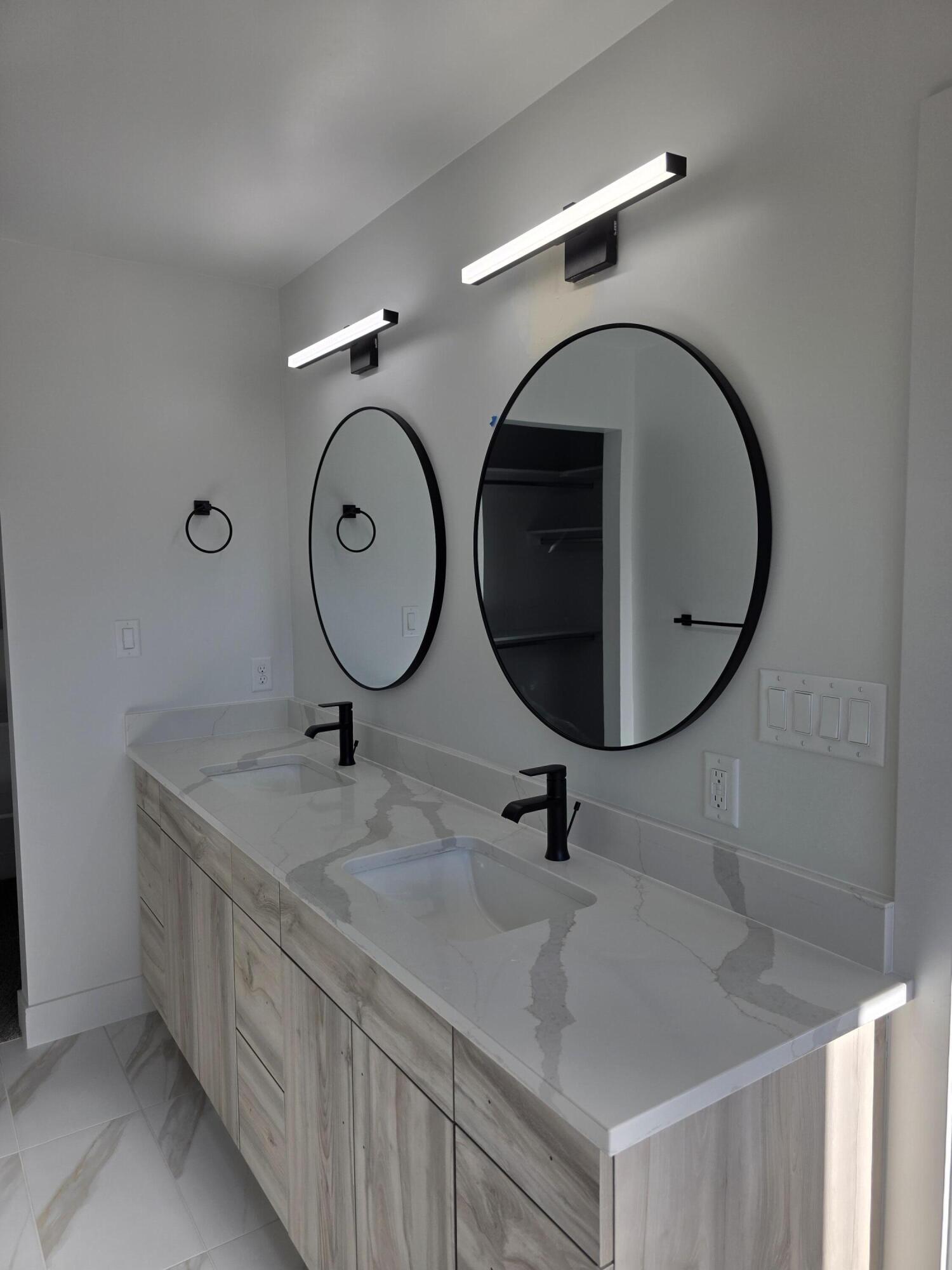 SADDLE BACK RIDGE - Residential