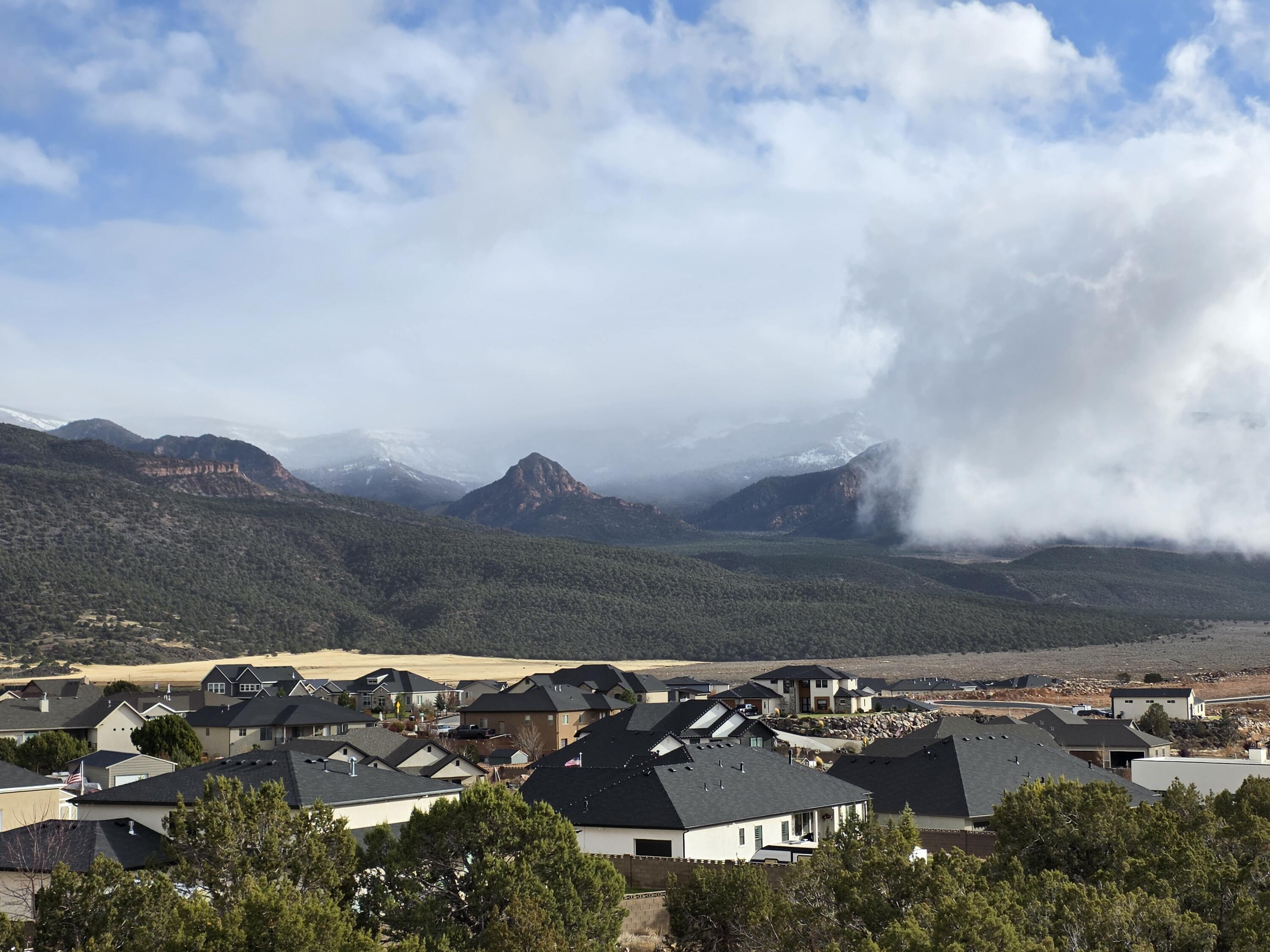 SADDLE BACK RIDGE - Residential