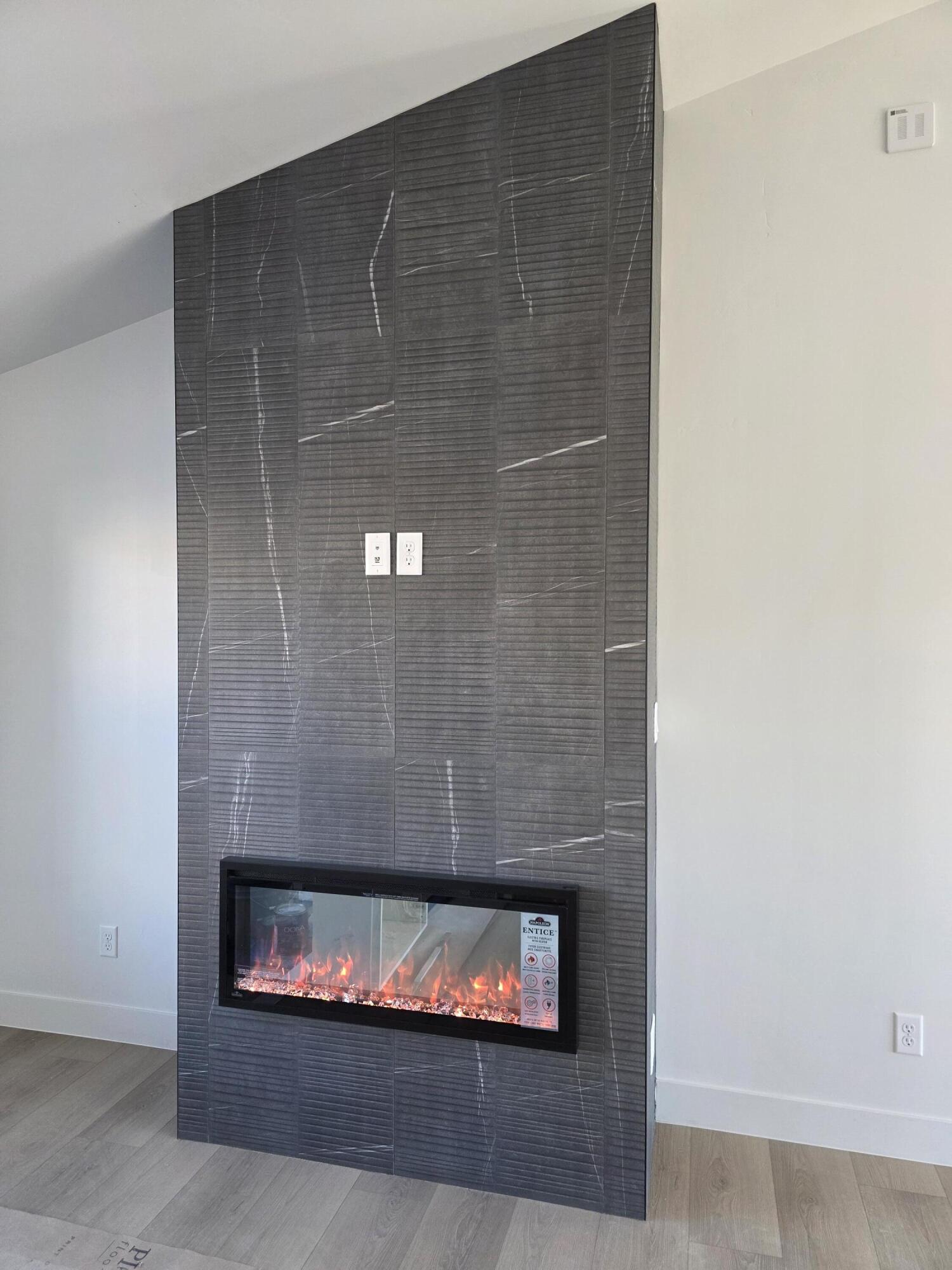 SADDLE BACK RIDGE - Residential