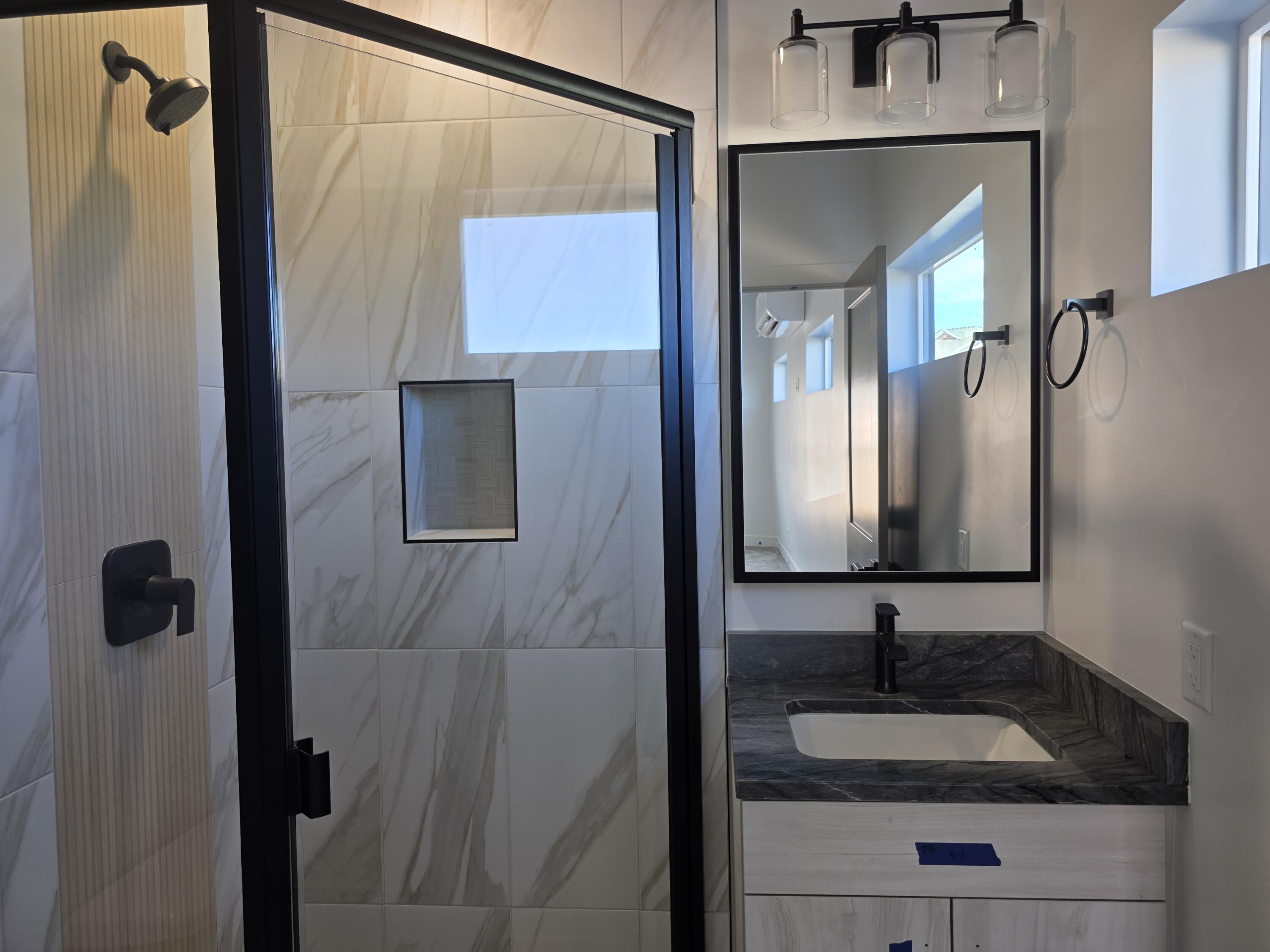 SADDLE BACK RIDGE - Residential