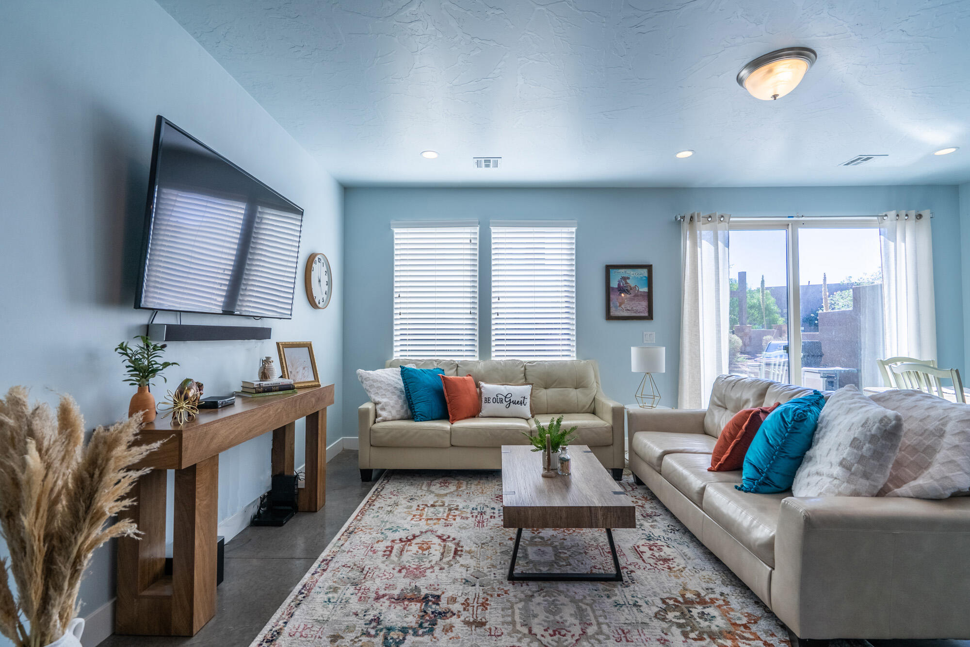 ESCAPES AT THE LEDGES - Residential