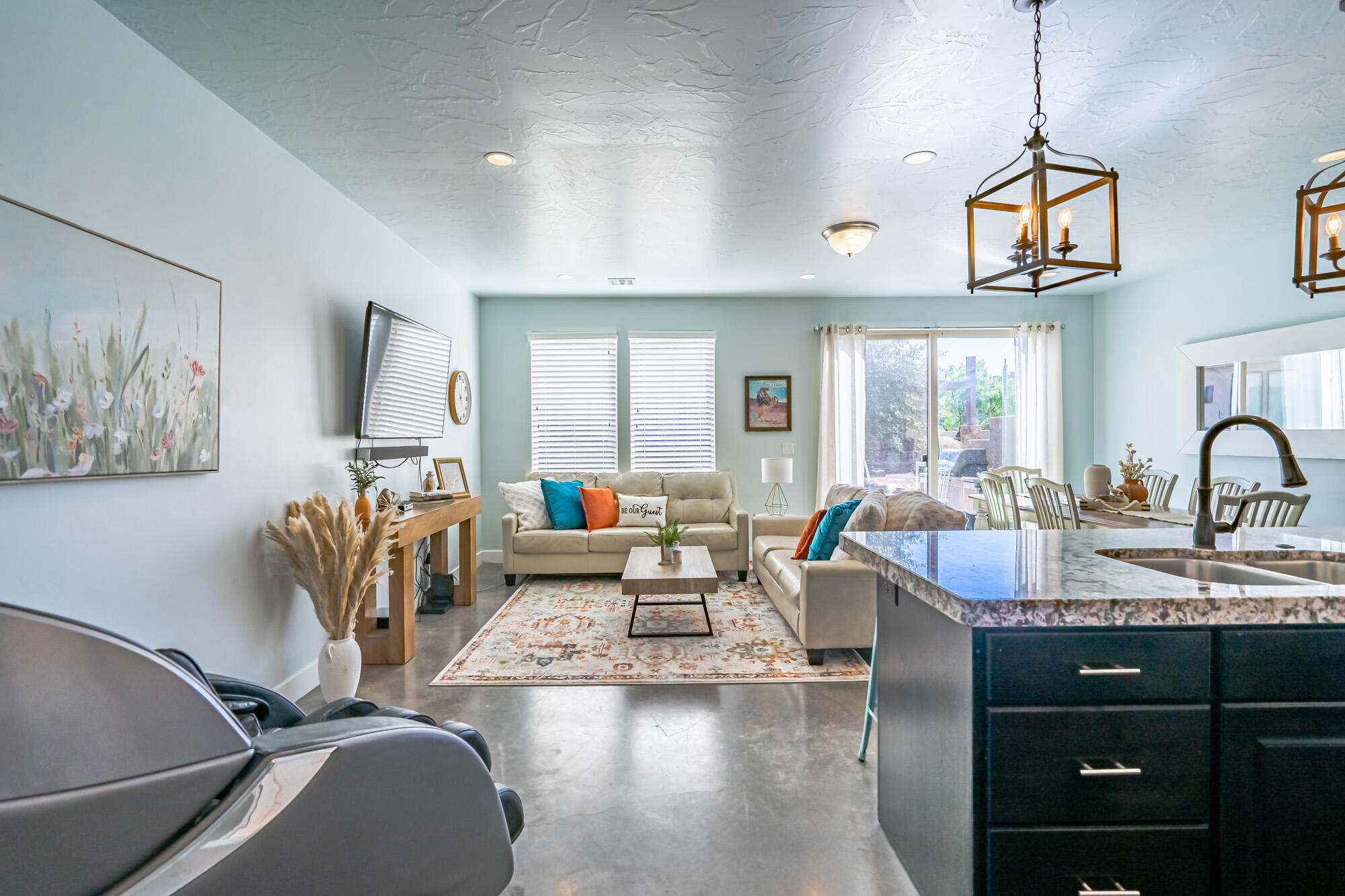 ESCAPES AT THE LEDGES - Residential