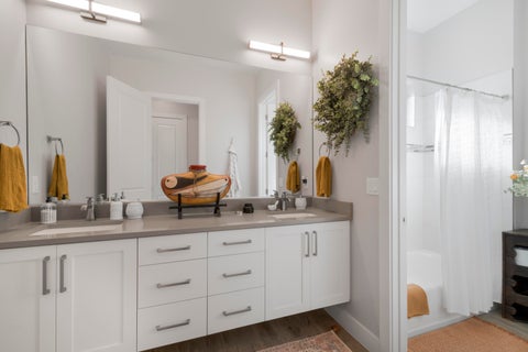 Tiny photo for 534 W Fitness Way, Ivins, UT 84738 (MLS # 26-275865)