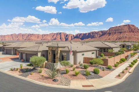 Tiny photo for 534 W Fitness Way, Ivins, UT 84738 (MLS # 26-275865)