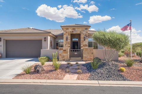 Tiny photo for 534 W Fitness Way, Ivins, UT 84738 (MLS # 26-275865)
