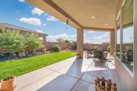 Tiny photo for 534 W Fitness Way, Ivins, UT 84738 (MLS # 26-275865)