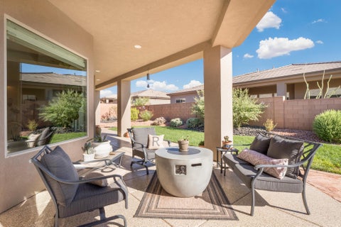 Tiny photo for 534 W Fitness Way, Ivins, UT 84738 (MLS # 26-275865)