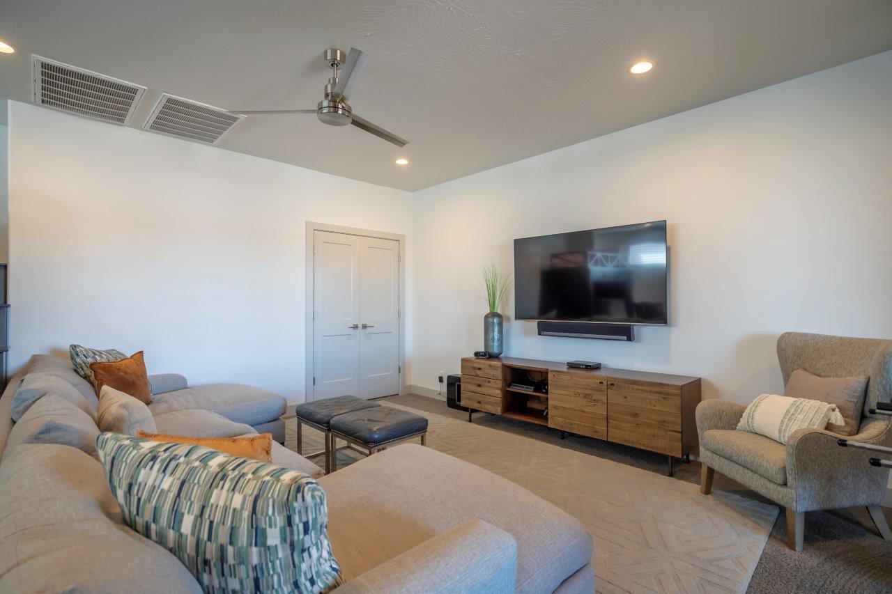 ARCADIA VACATION RESORT - Residential