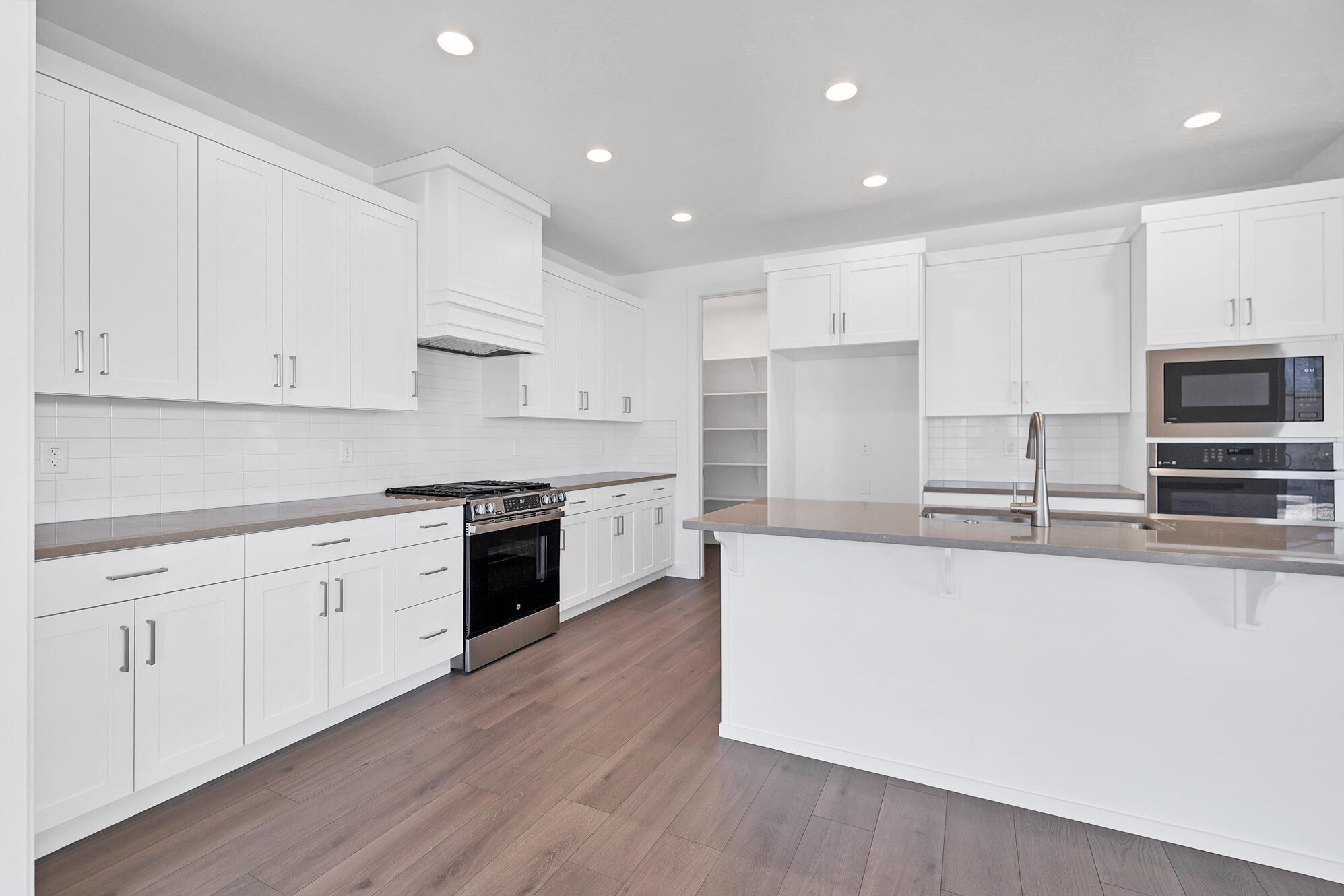 AVENIDAS AT HIDDEN VALLEY - Residential