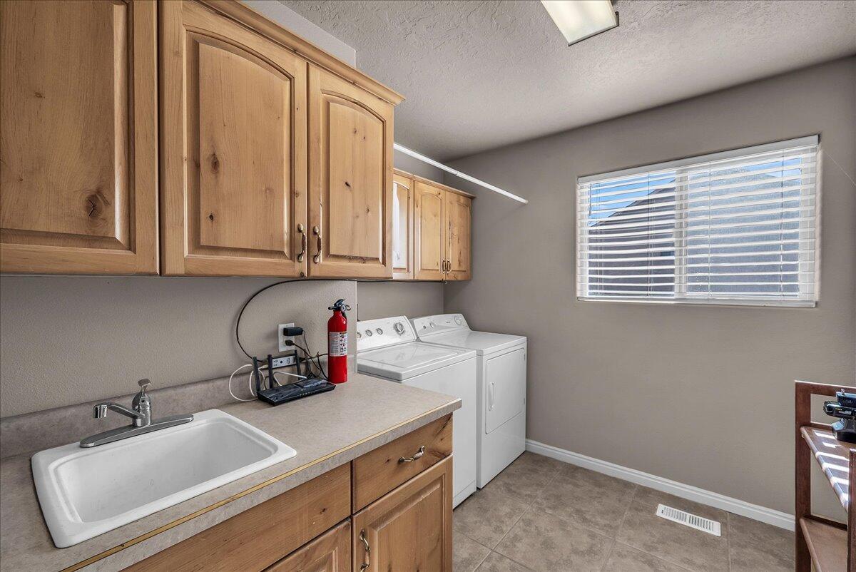 DAMMERON VALLEY FARMS - Residential