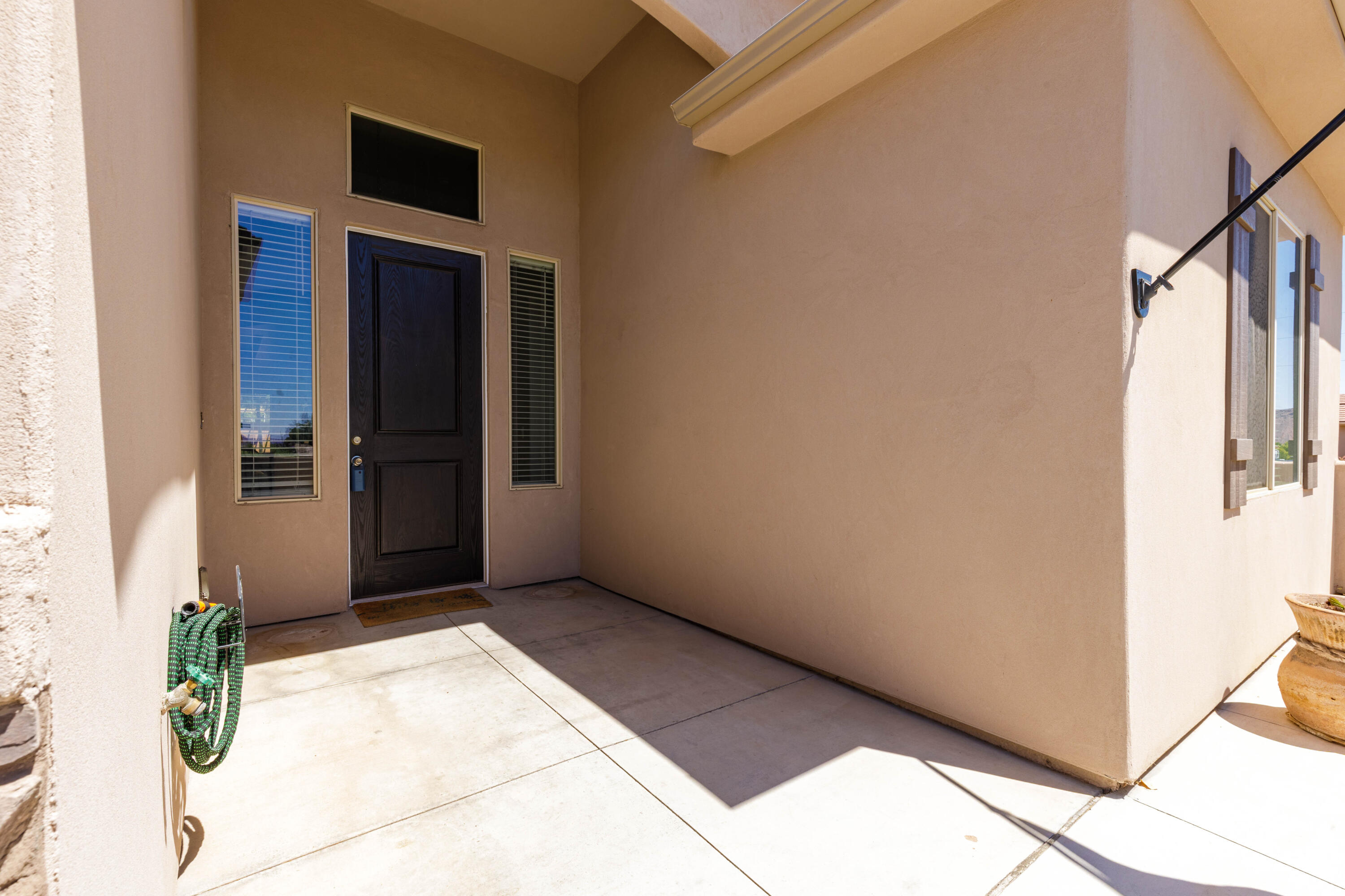 MEADOW POINTE - Residential