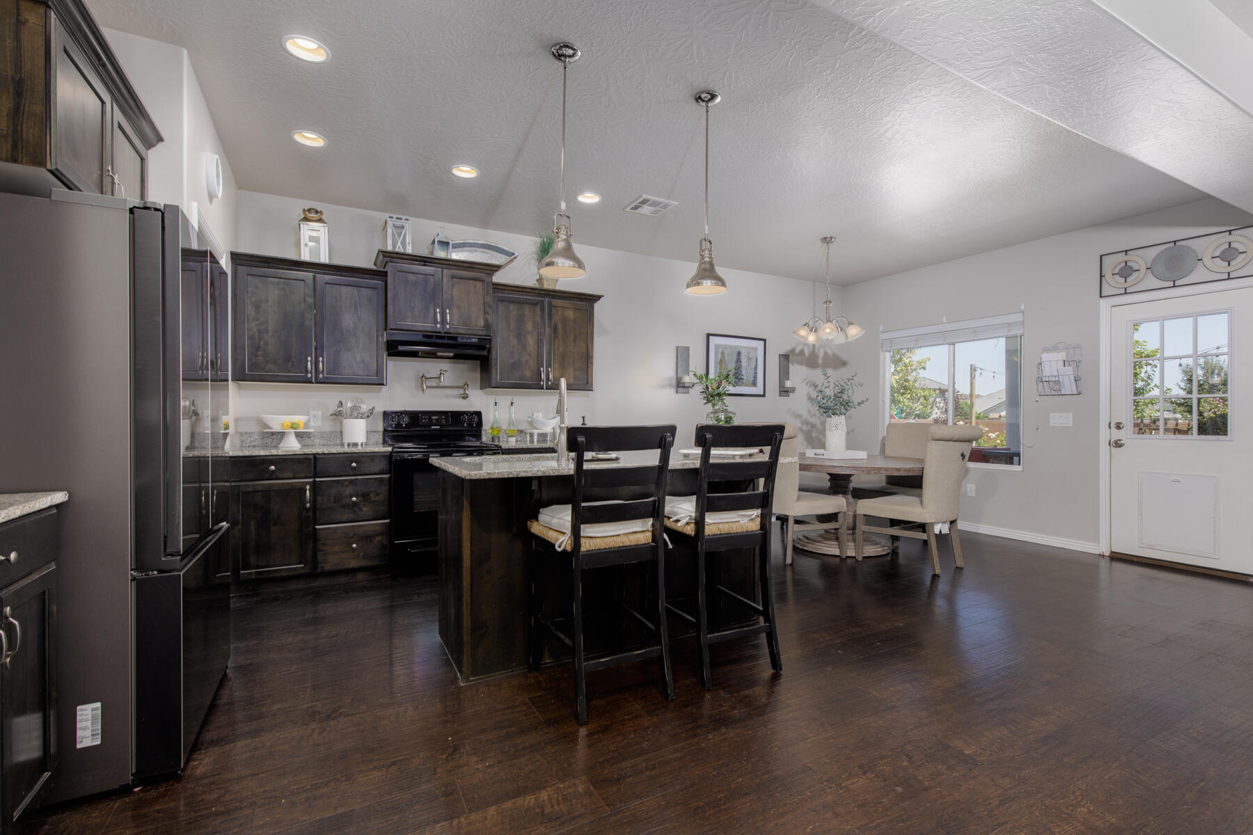 MULBERRY ESTATES - Residential