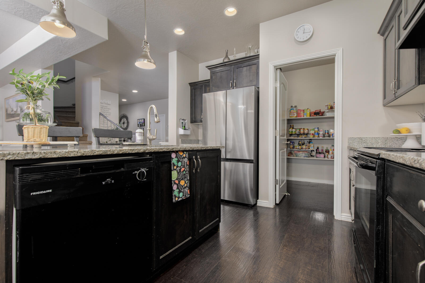 MULBERRY ESTATES - Residential