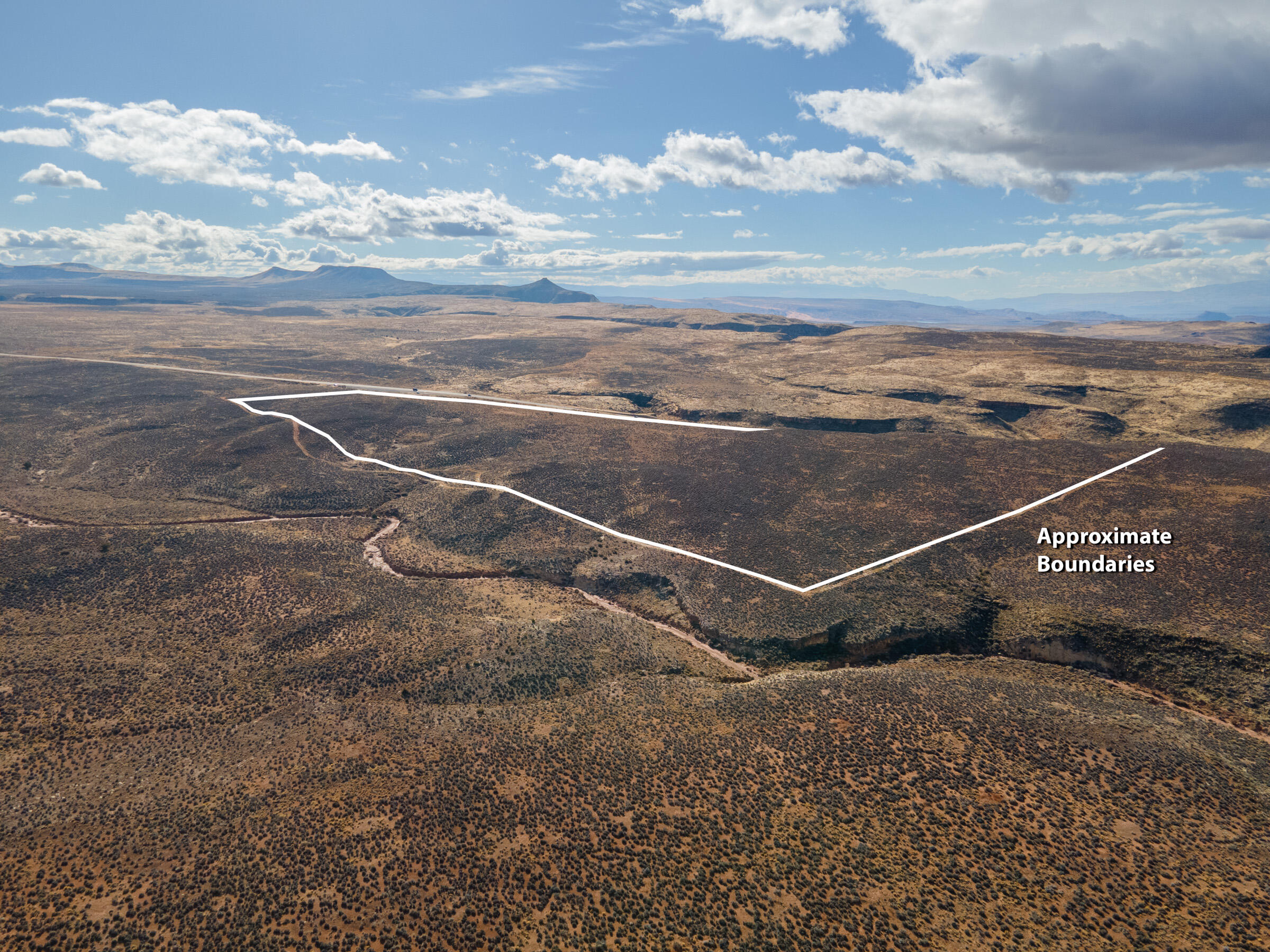 HURRICANE TOWNSITE - Land