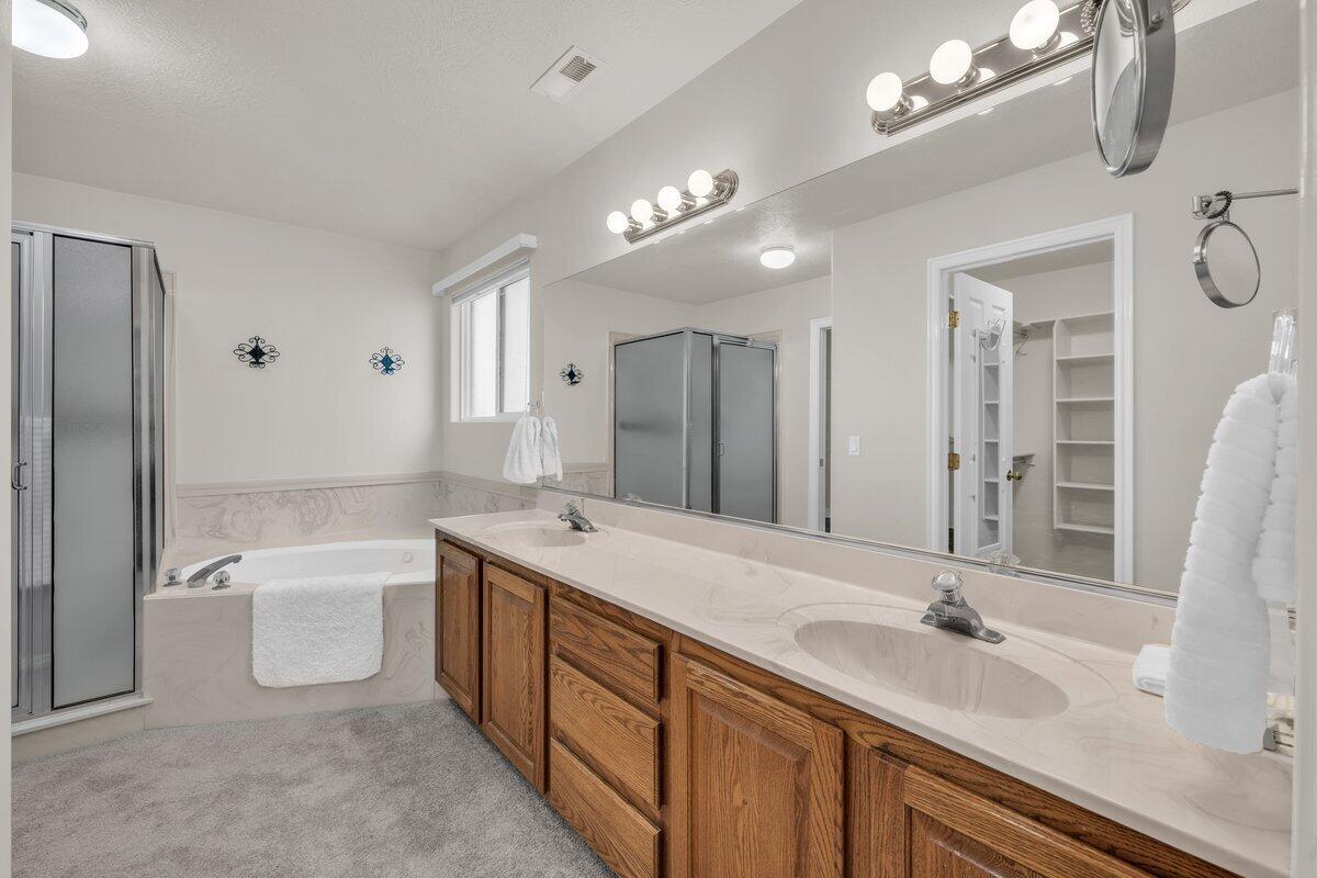 SOUTH FIELD ESTATES - Residential