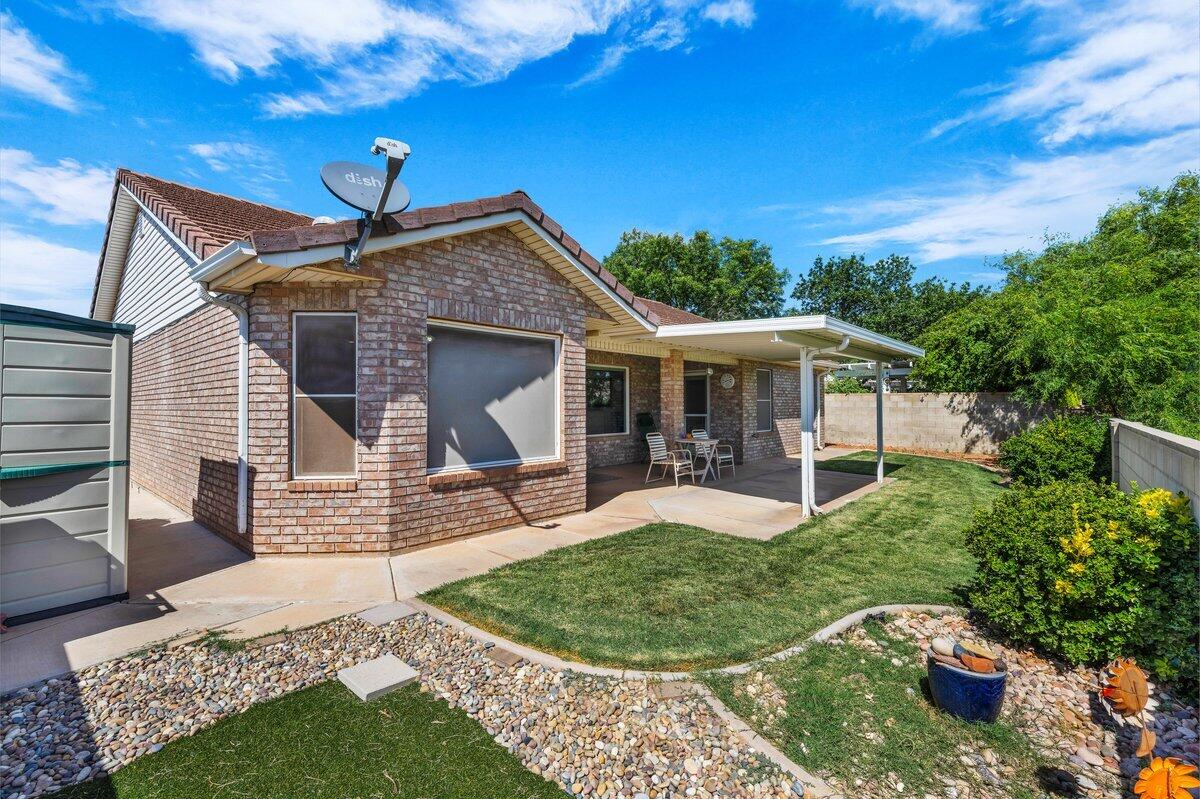 SOUTH FIELD ESTATES - Residential