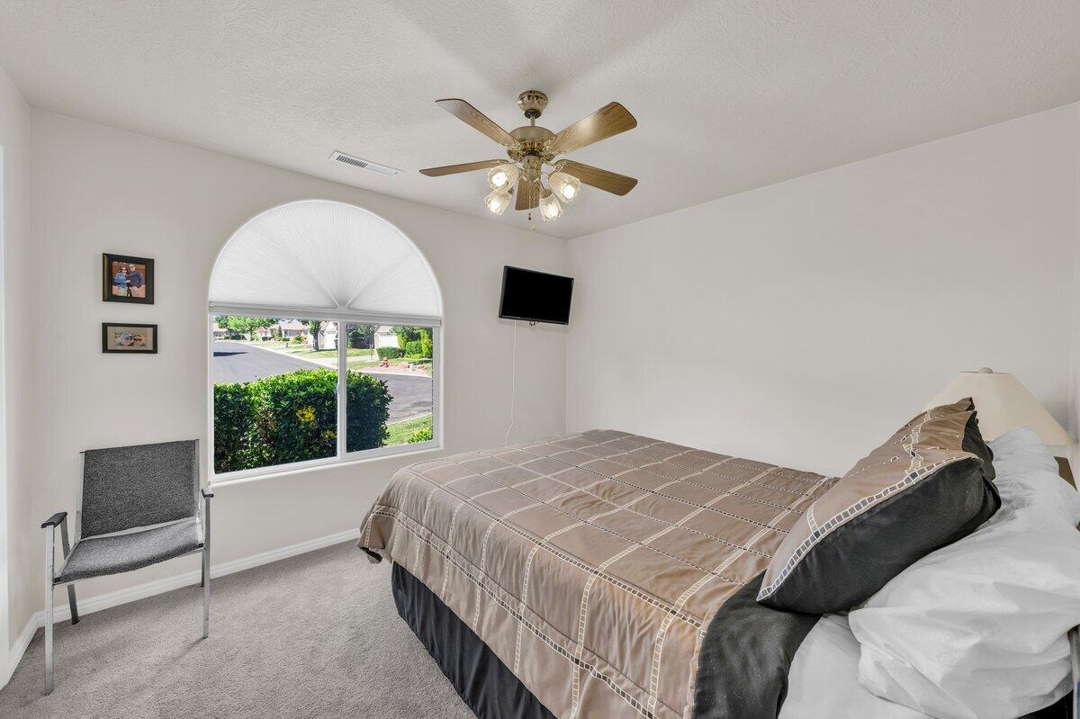 SOUTH FIELD ESTATES - Residential