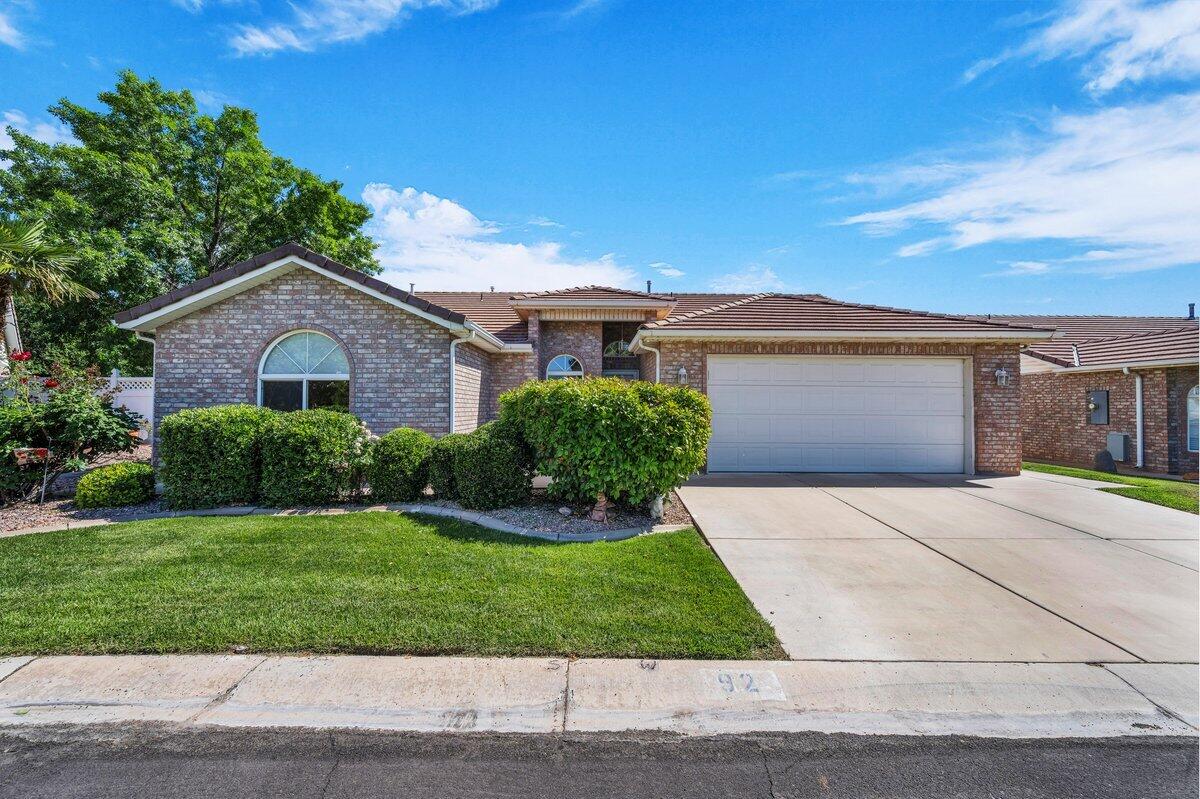 SOUTH FIELD ESTATES - Residential