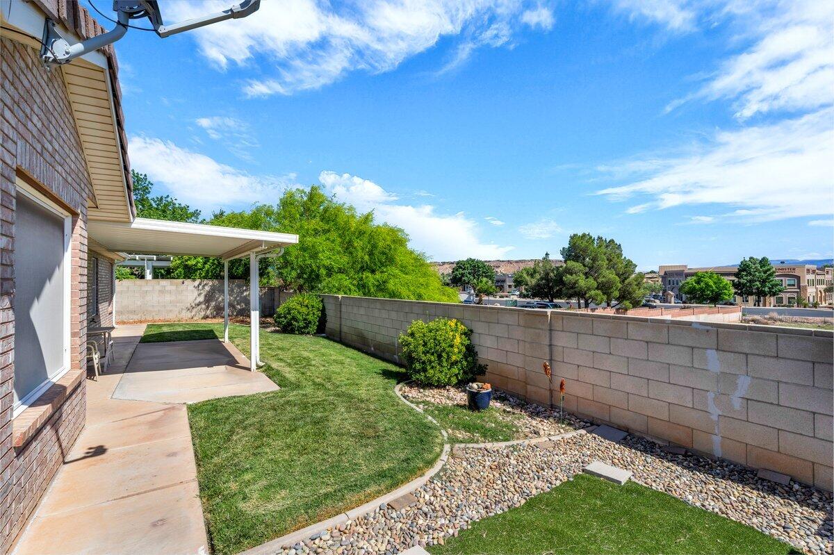 SOUTH FIELD ESTATES - Residential