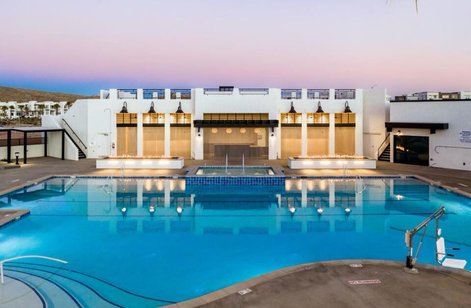 AUBURN HILLS - Residential