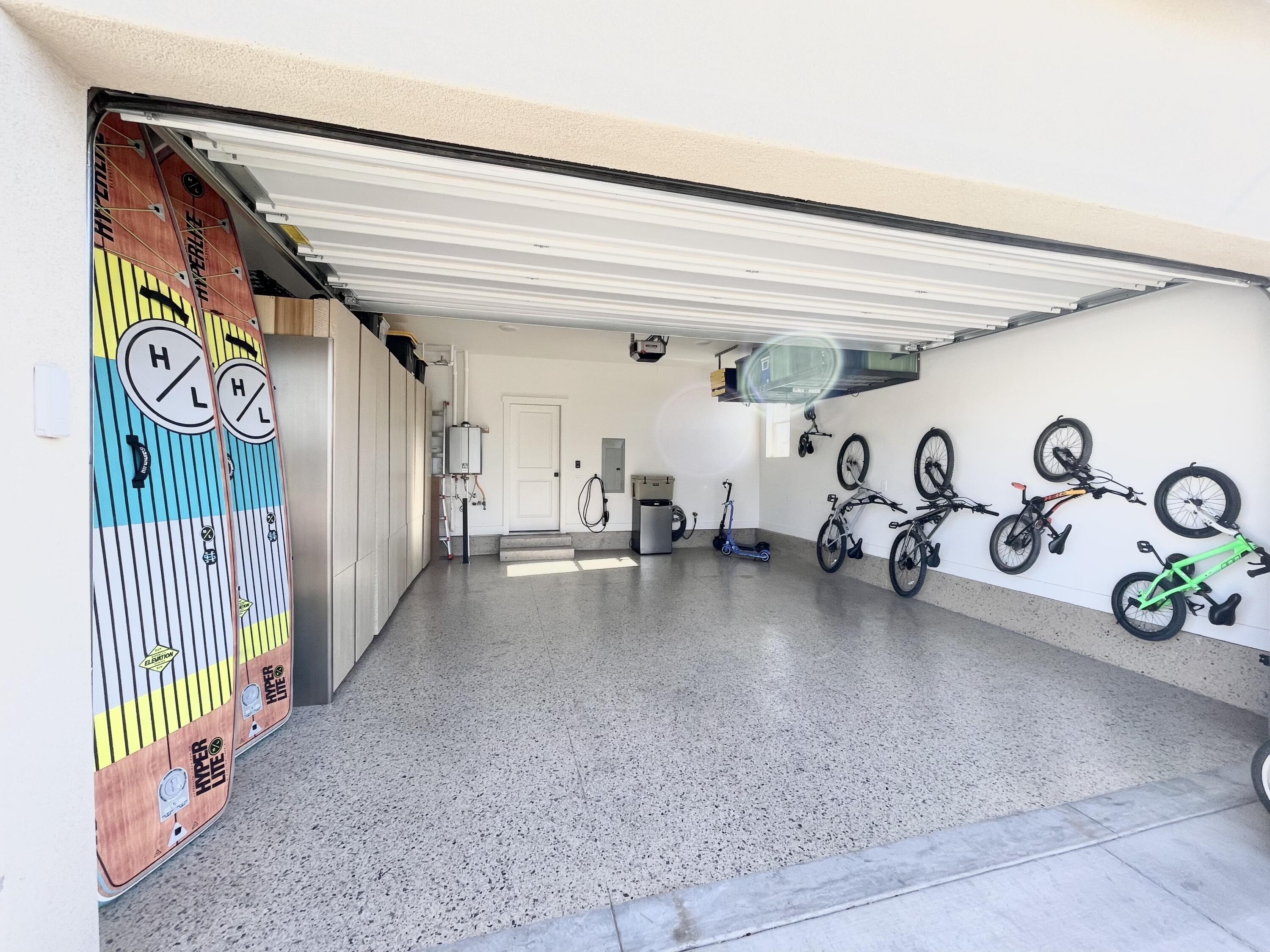 AUBURN HILLS - Residential