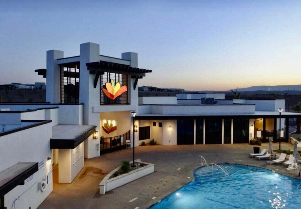 AUBURN HILLS - Residential