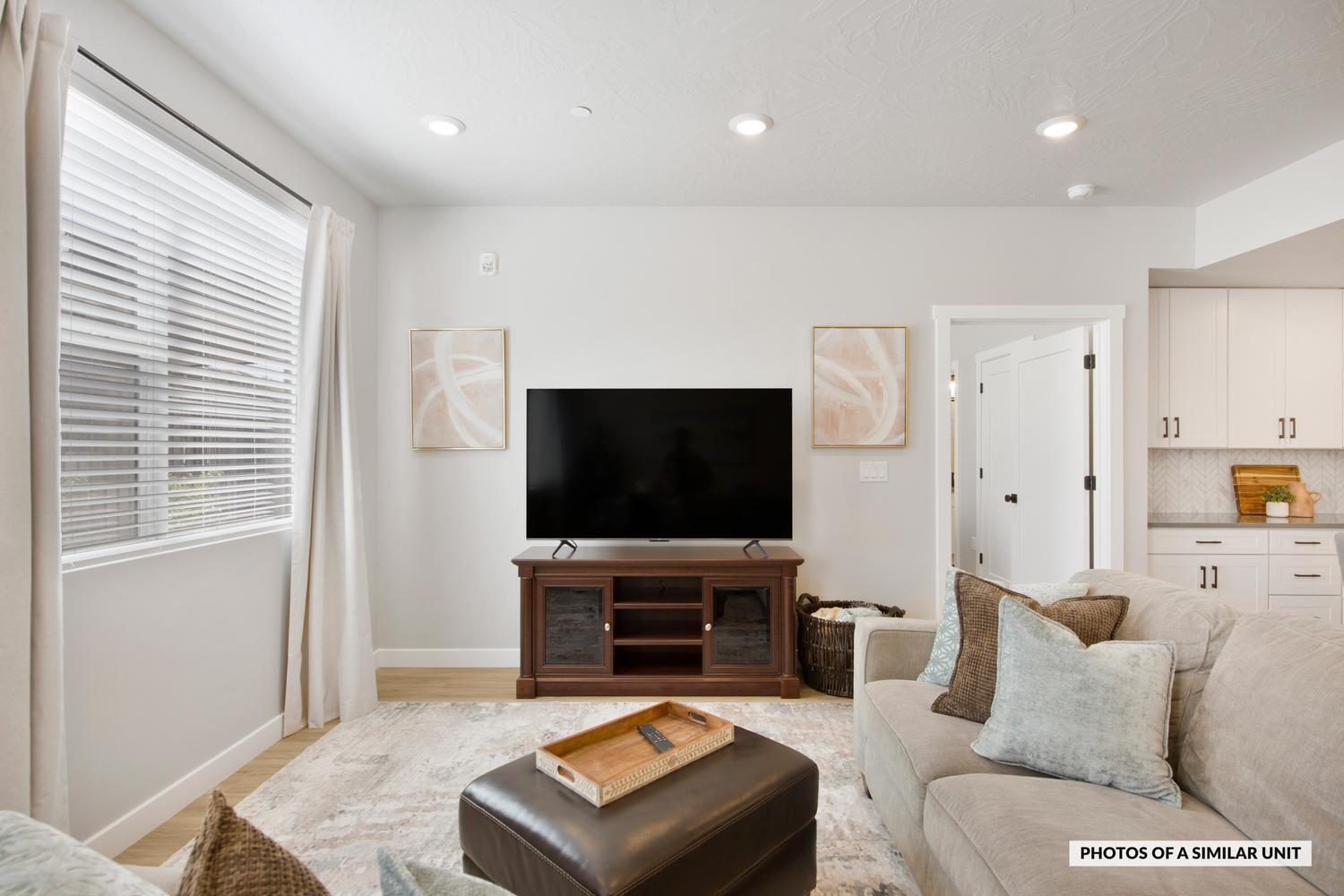 CORAL SPRINGS CONDOMINIUMS - Residential