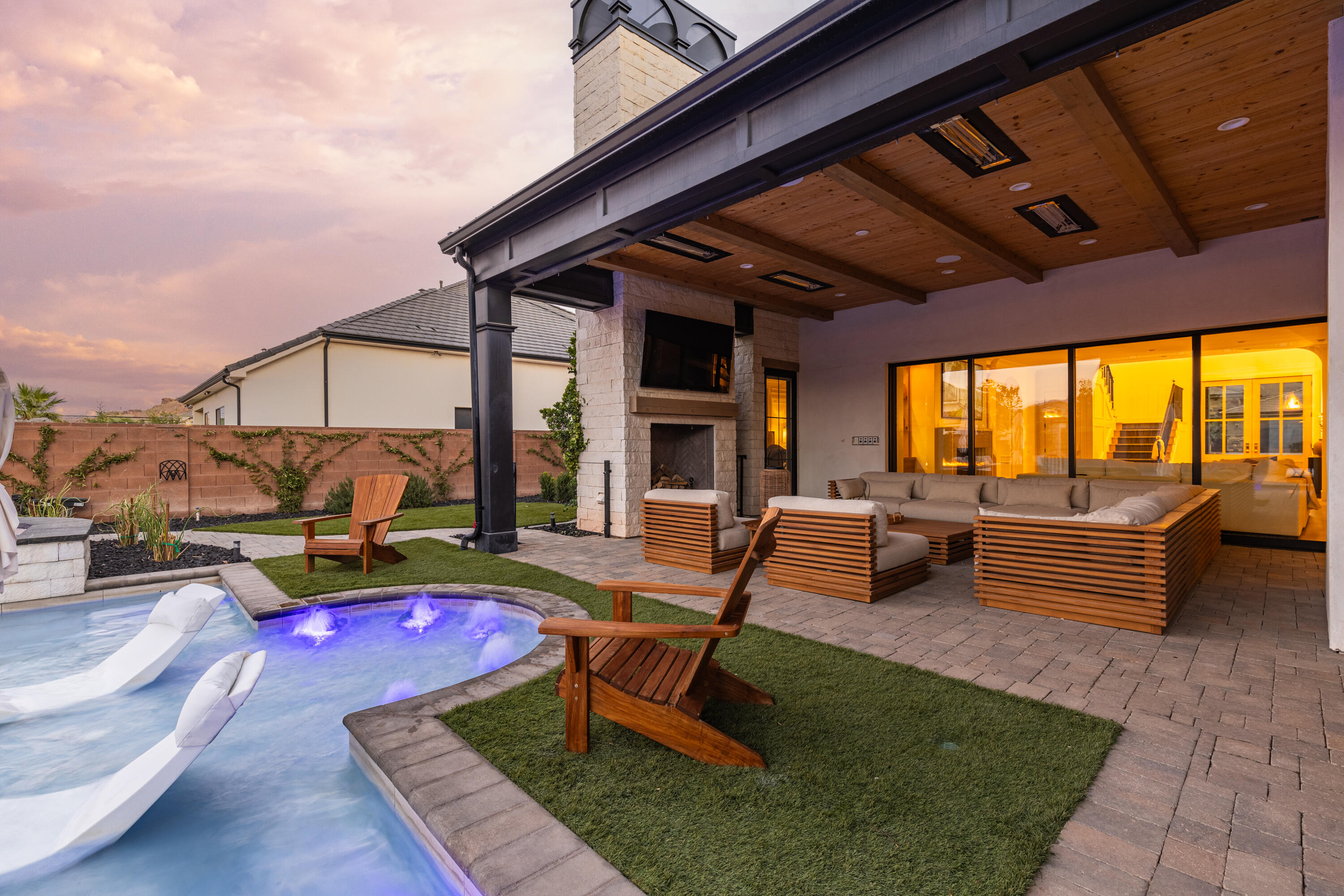 FIELDSTONE - Residential