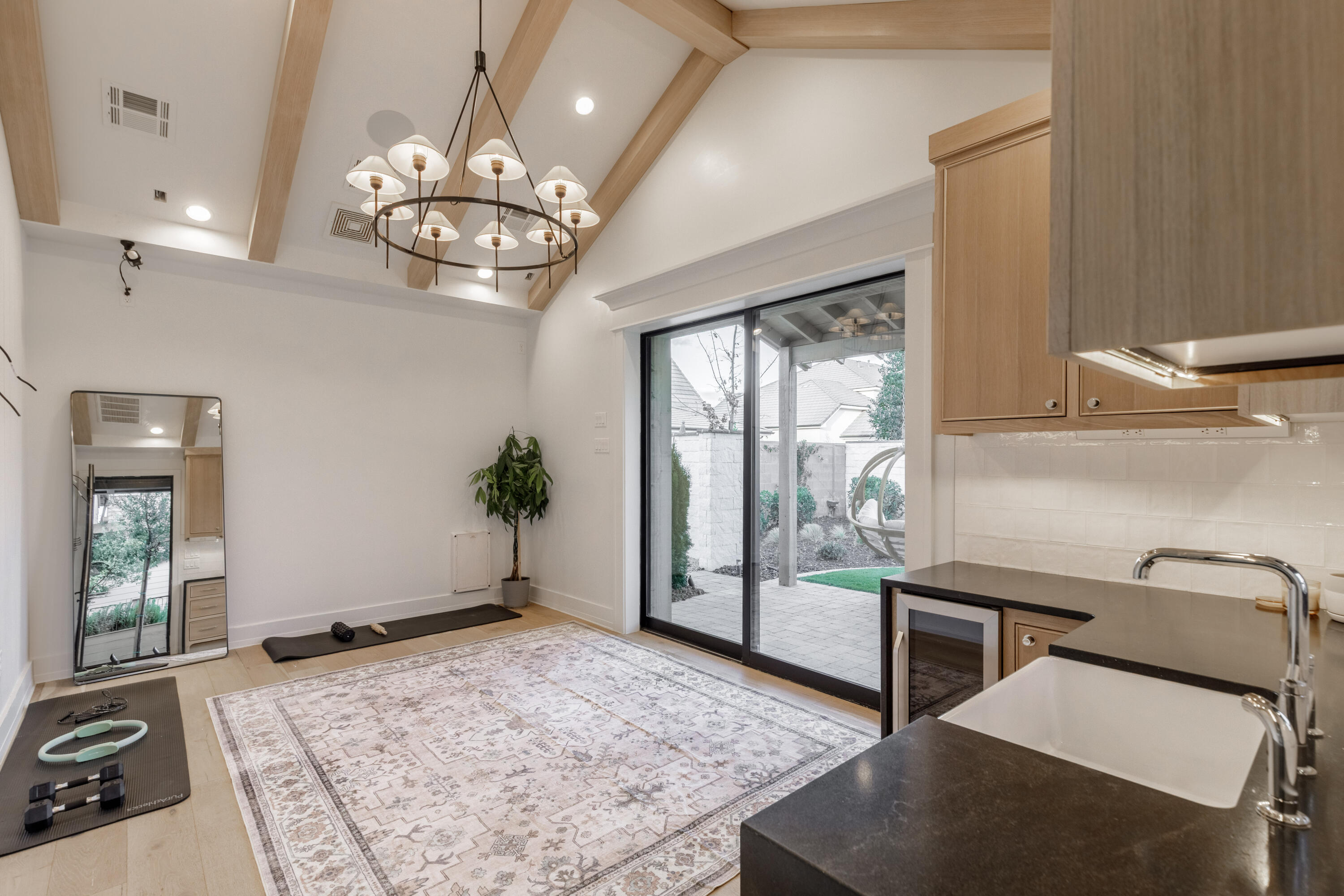 FIELDSTONE - Residential