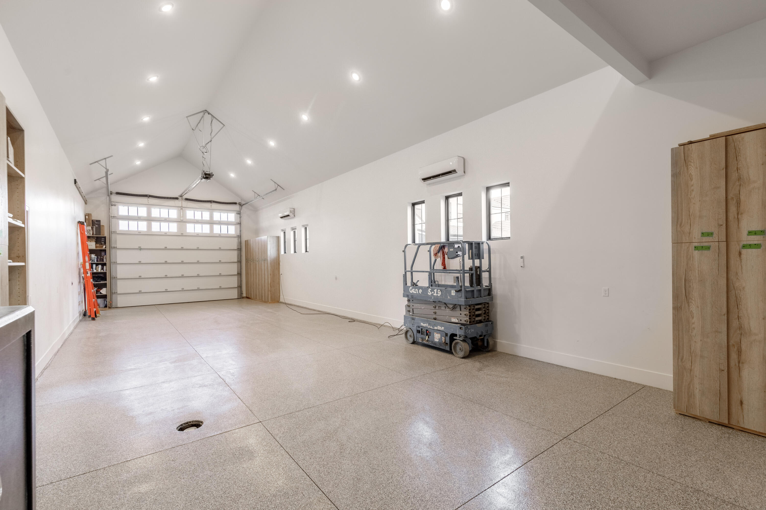 FIELDSTONE - Residential