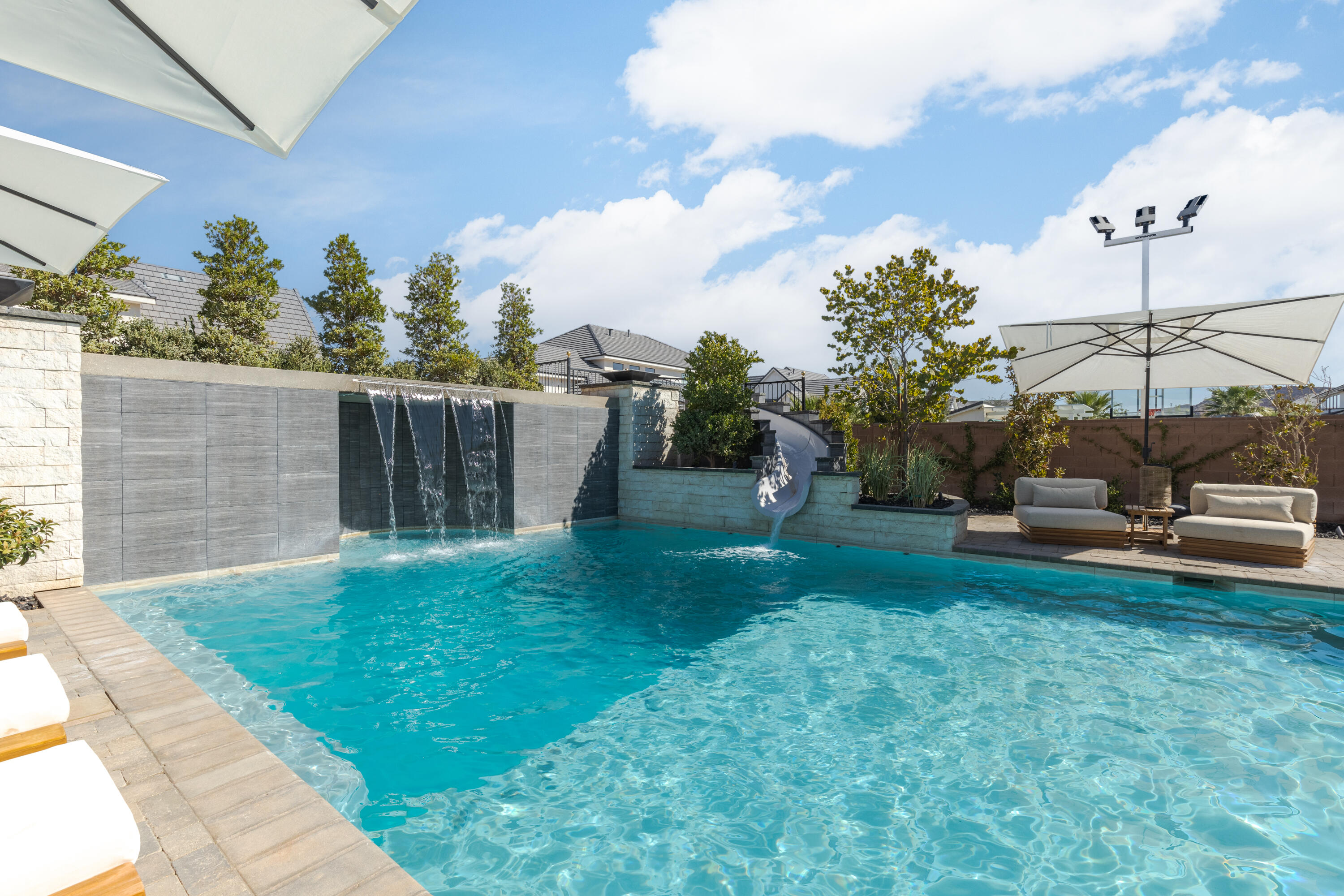 FIELDSTONE - Residential