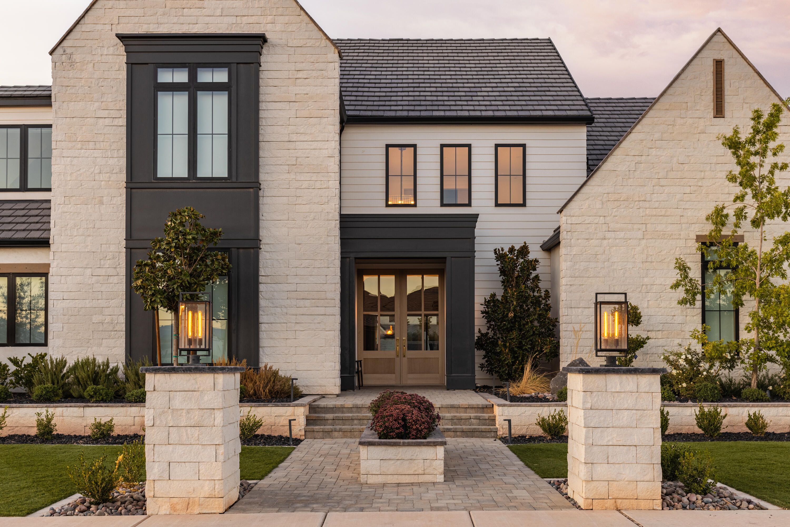 FIELDSTONE - Residential