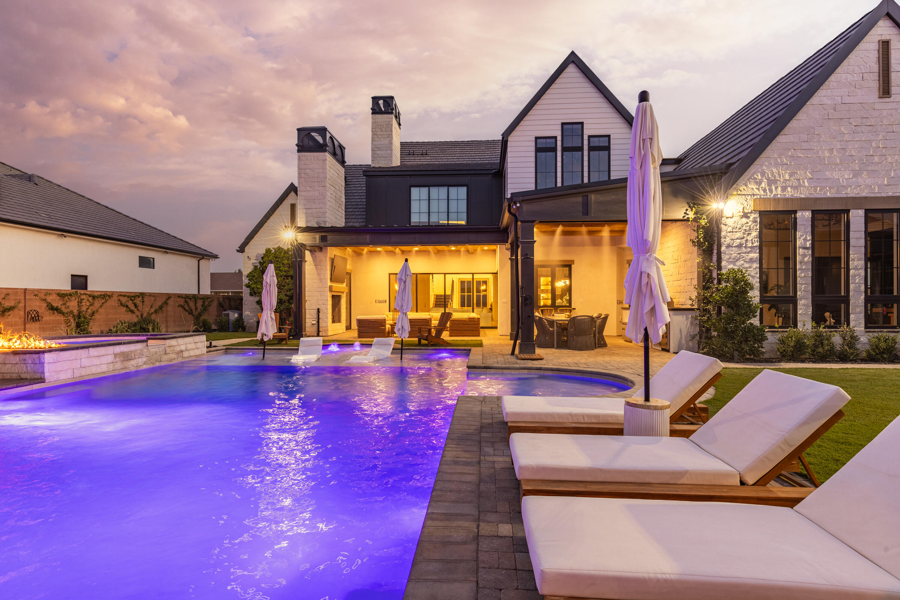 FIELDSTONE - Residential