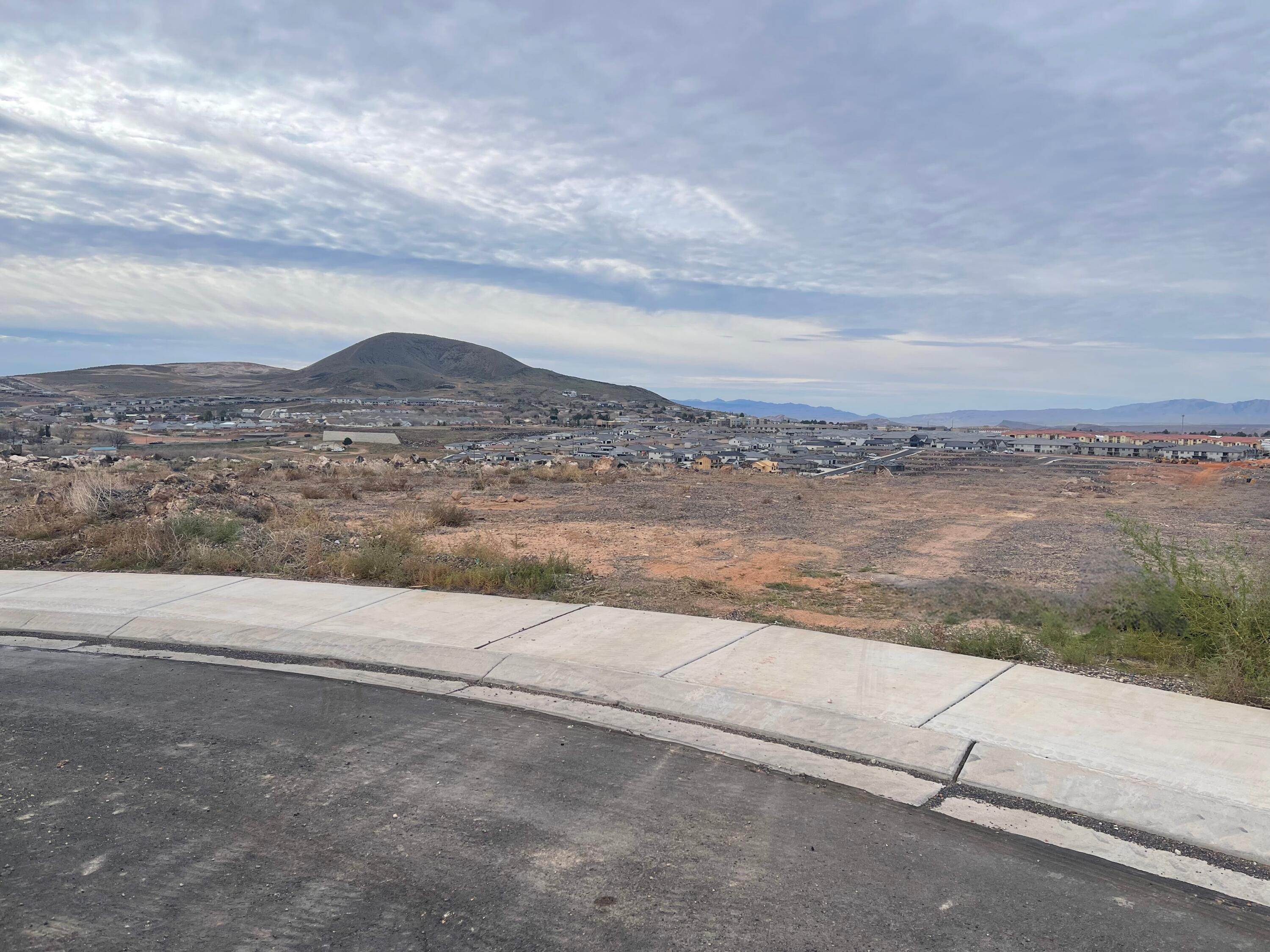 PAINTED SANDS - Land