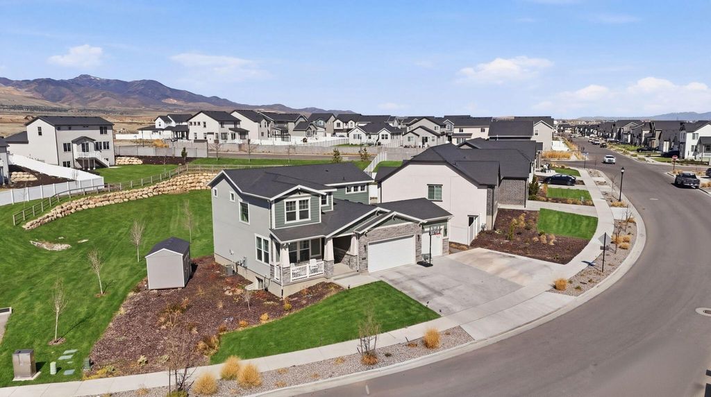 Photo of 13012 Twisted Oak DR, Herriman, UT 84096 (MLS # 26-271823)