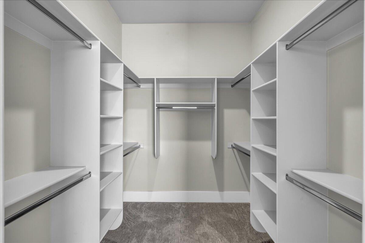 FIELDSTONE - Residential