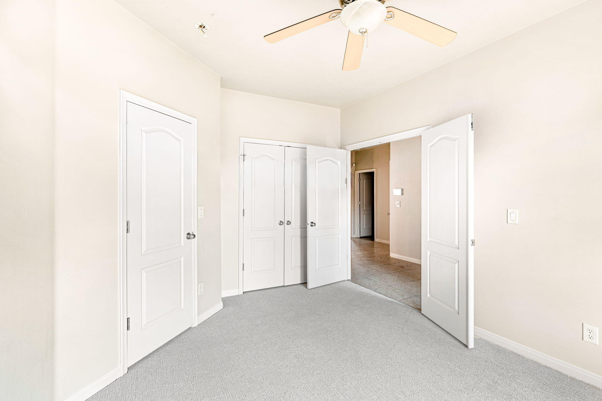 CORONADO RIDGE - Residential