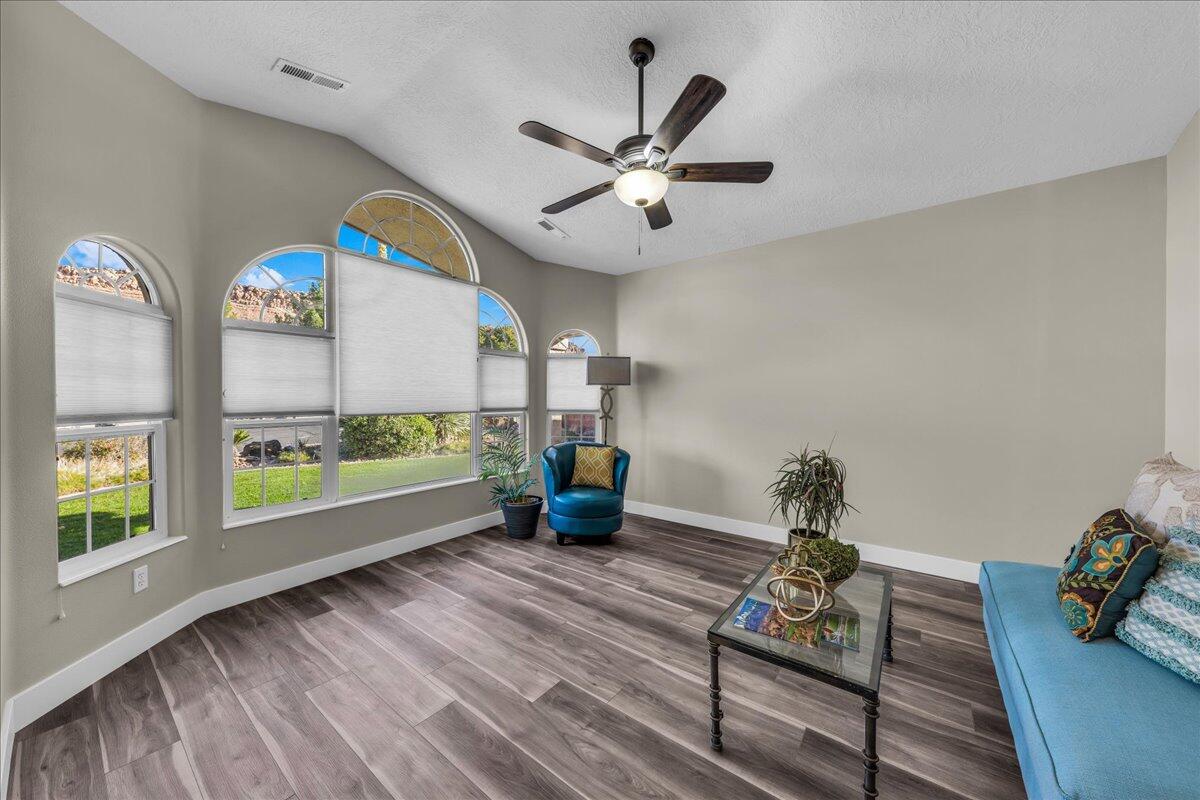 FOOTHILLS AT ST GEORGE - Residential