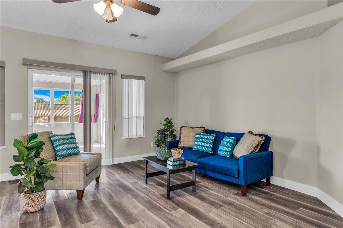 FOOTHILLS AT ST GEORGE - Residential