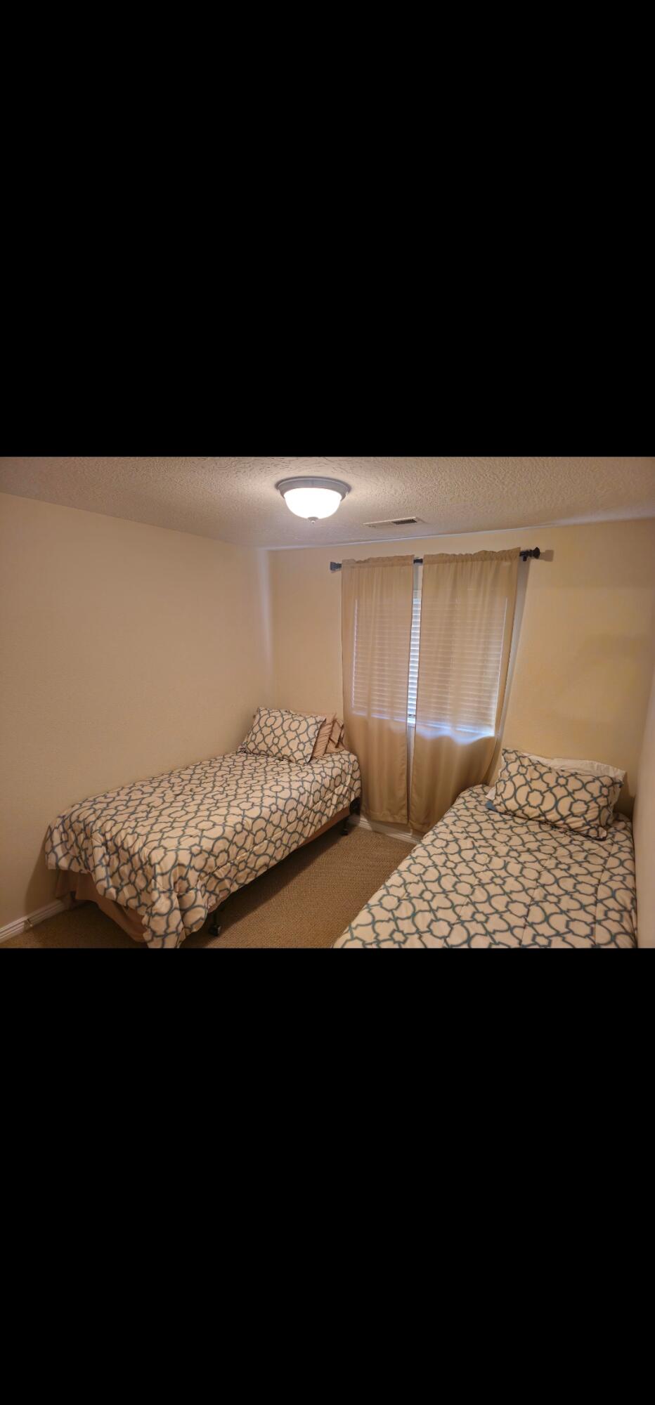 HIDDEN VALLEY TOWN HOMES - Residential