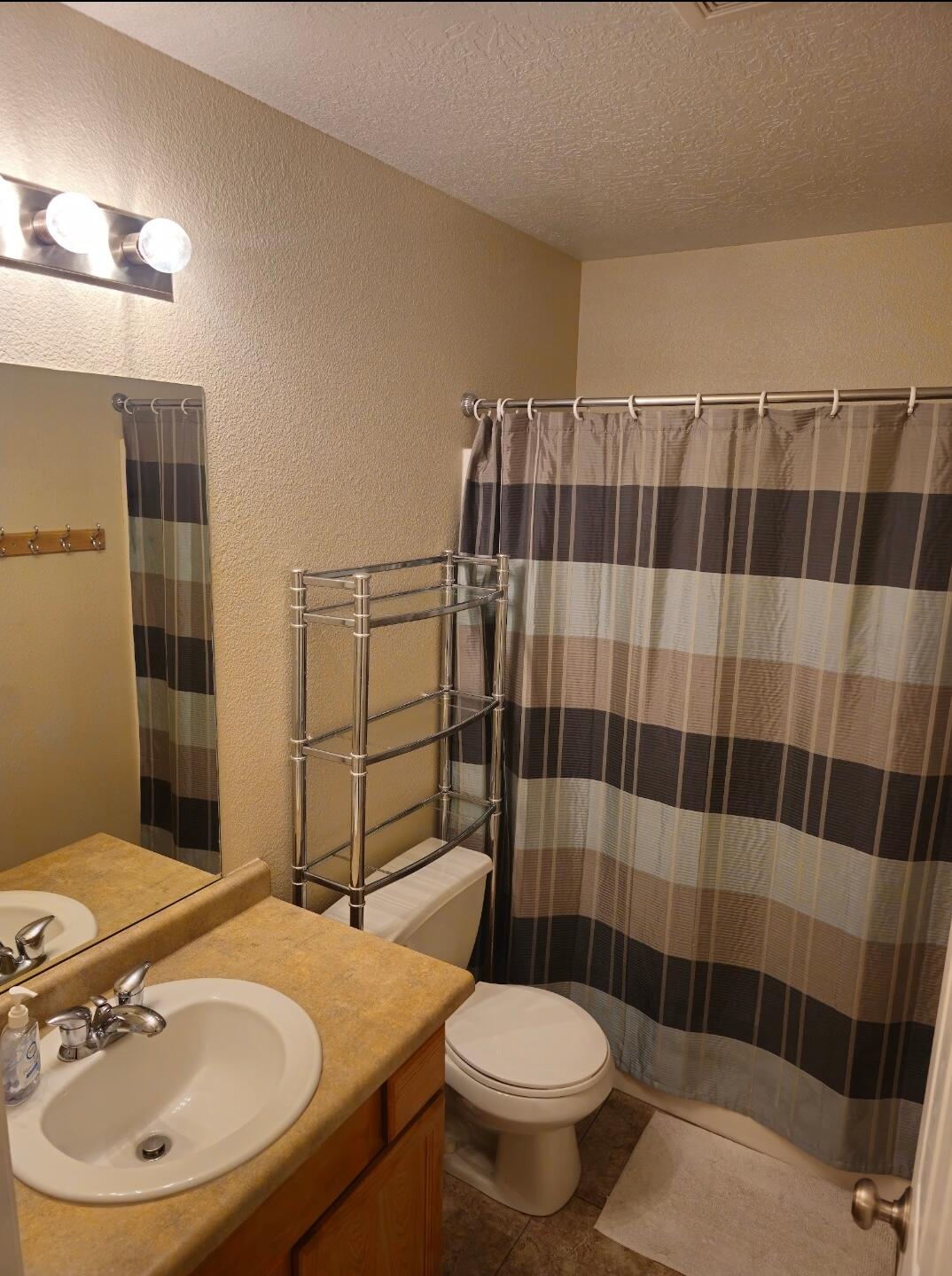 HIDDEN VALLEY TOWN HOMES - Residential