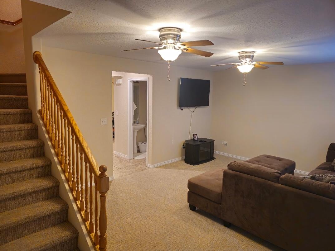 HIDDEN VALLEY TOWN HOMES - Residential