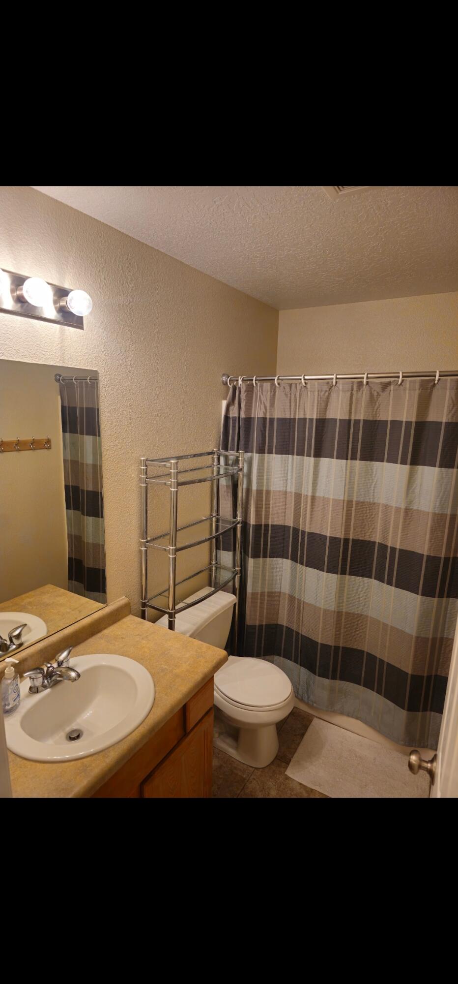HIDDEN VALLEY TOWN HOMES - Residential