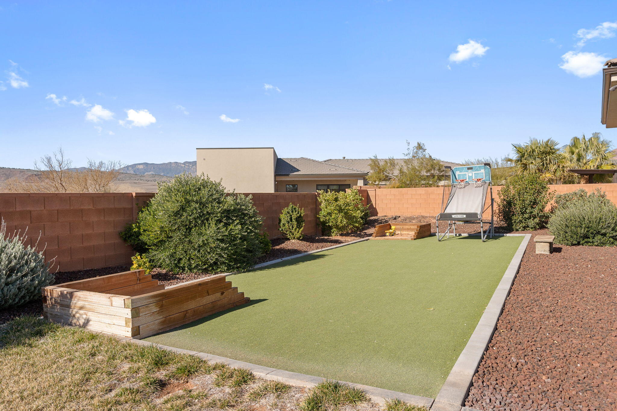 TENAYA SANDS - Residential