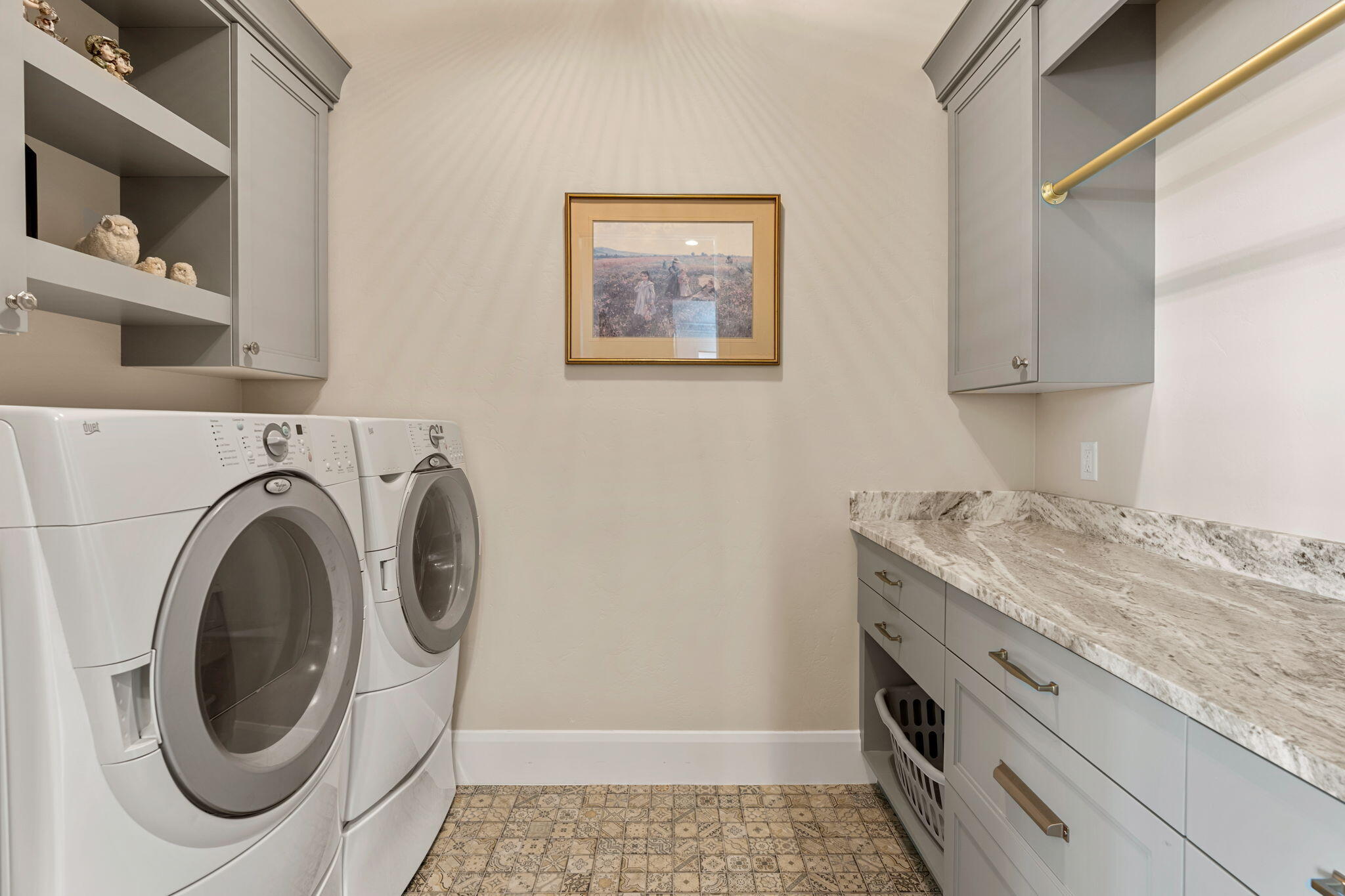 TENAYA SANDS - Residential